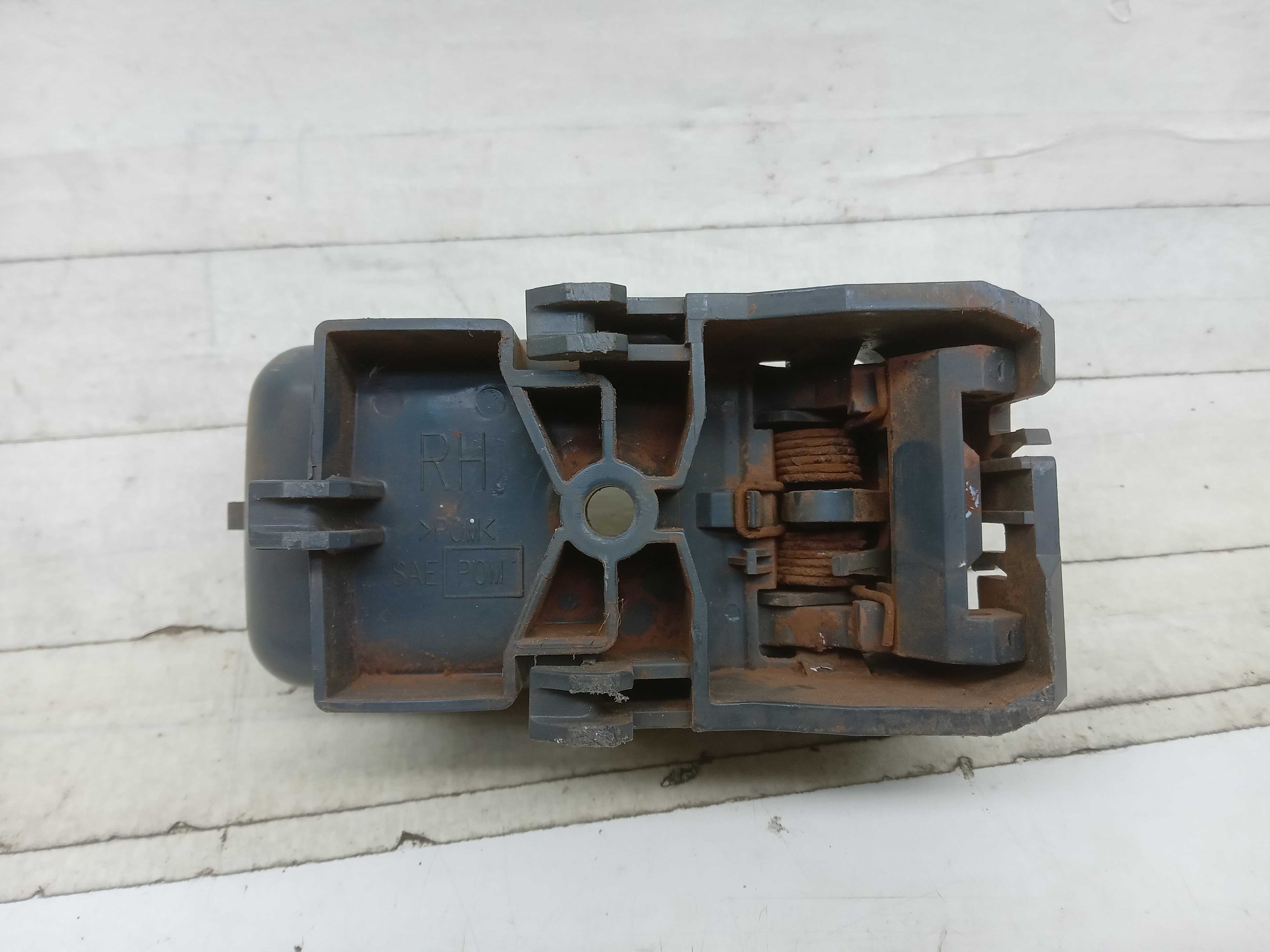 MAÇANETA INTERNA PORTA DIANTEIRA LD NISSAN FRONTIER 2004 2