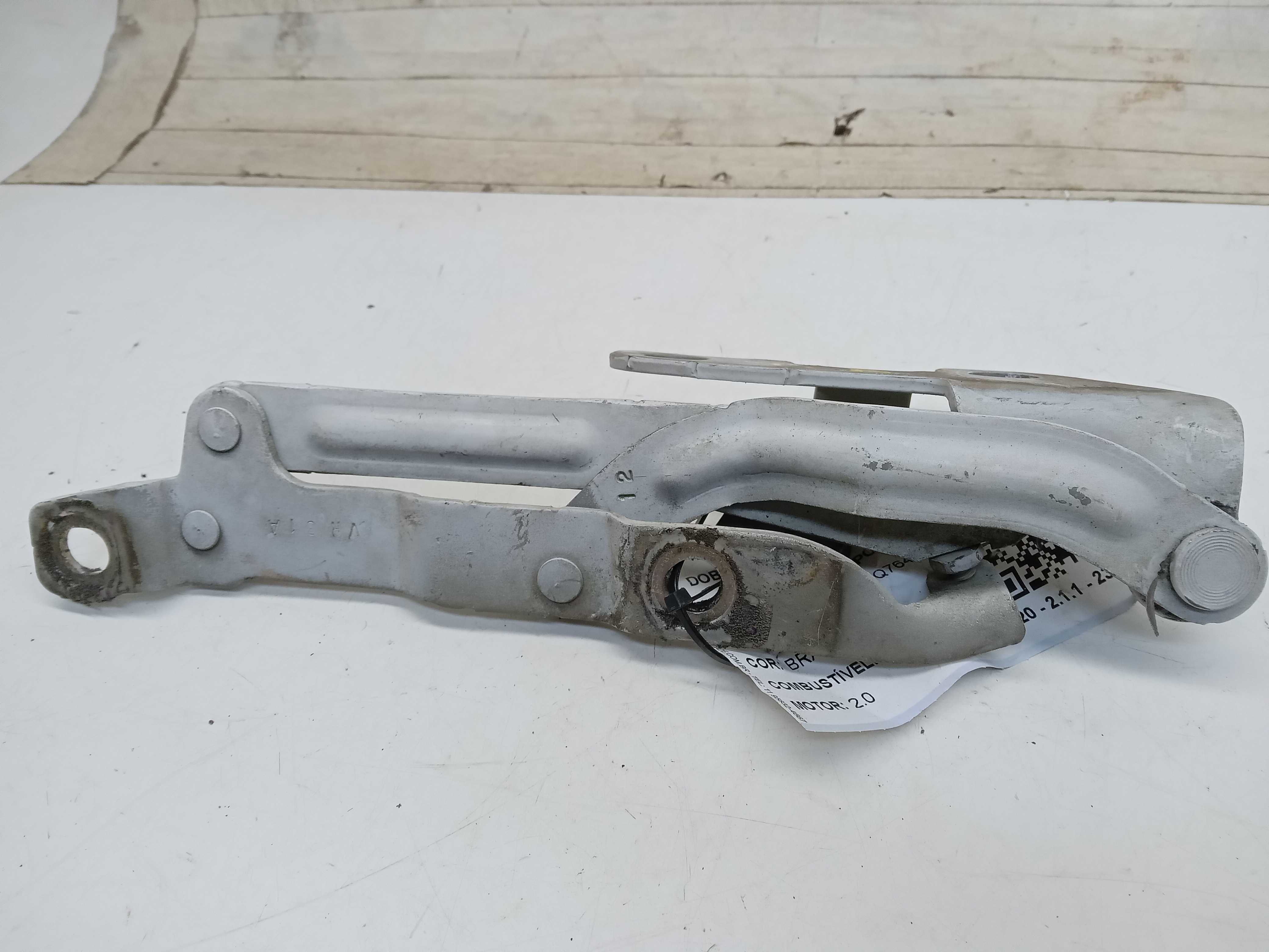DOBRADIÇA TAMPA TRASEIRA LD NISSAN SENTRA 2013 2