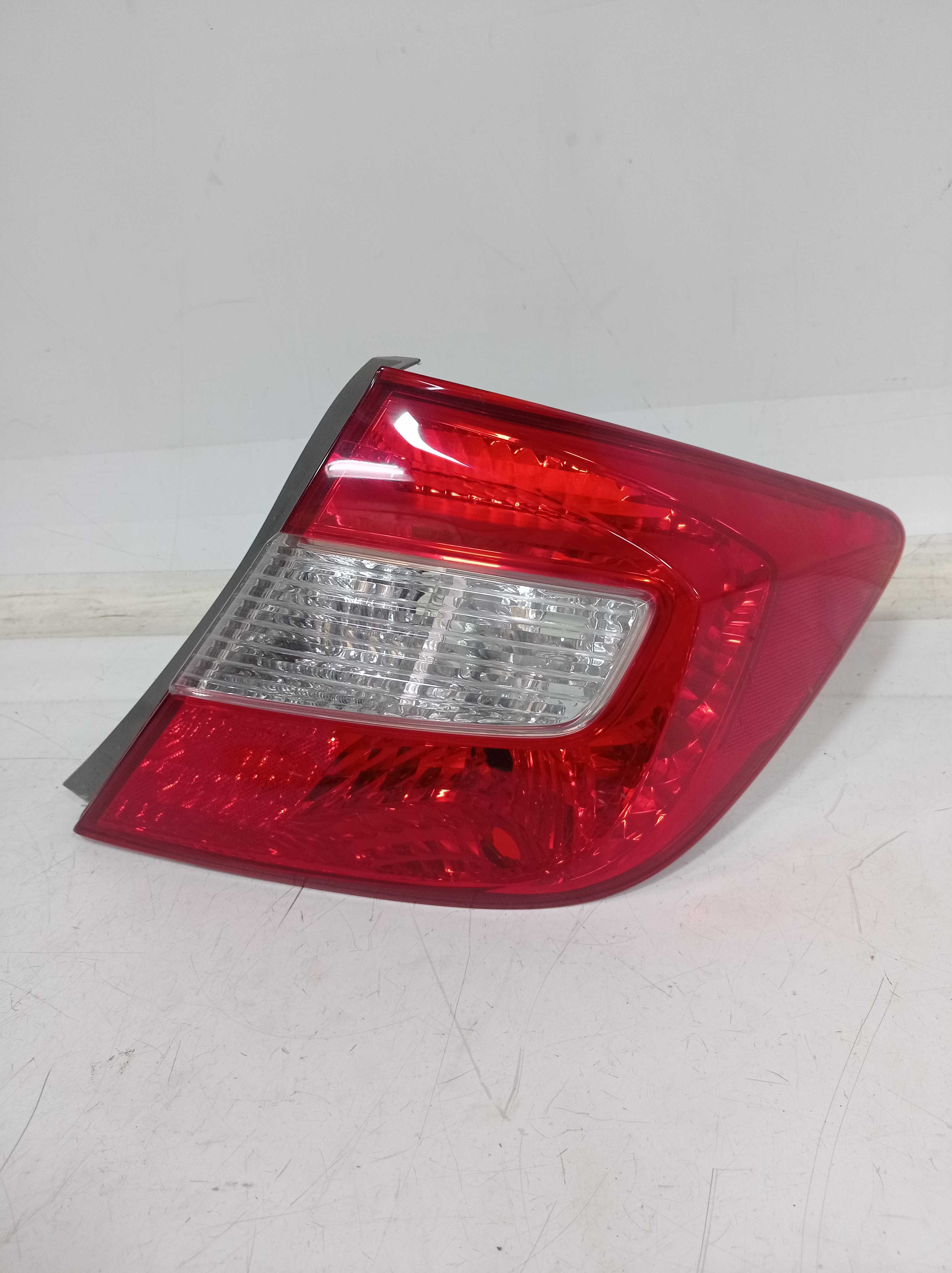 LANTERNA TRASEIRA DIREITA HONDA CIVIC 2012 A 2016 RECUPERADA 1