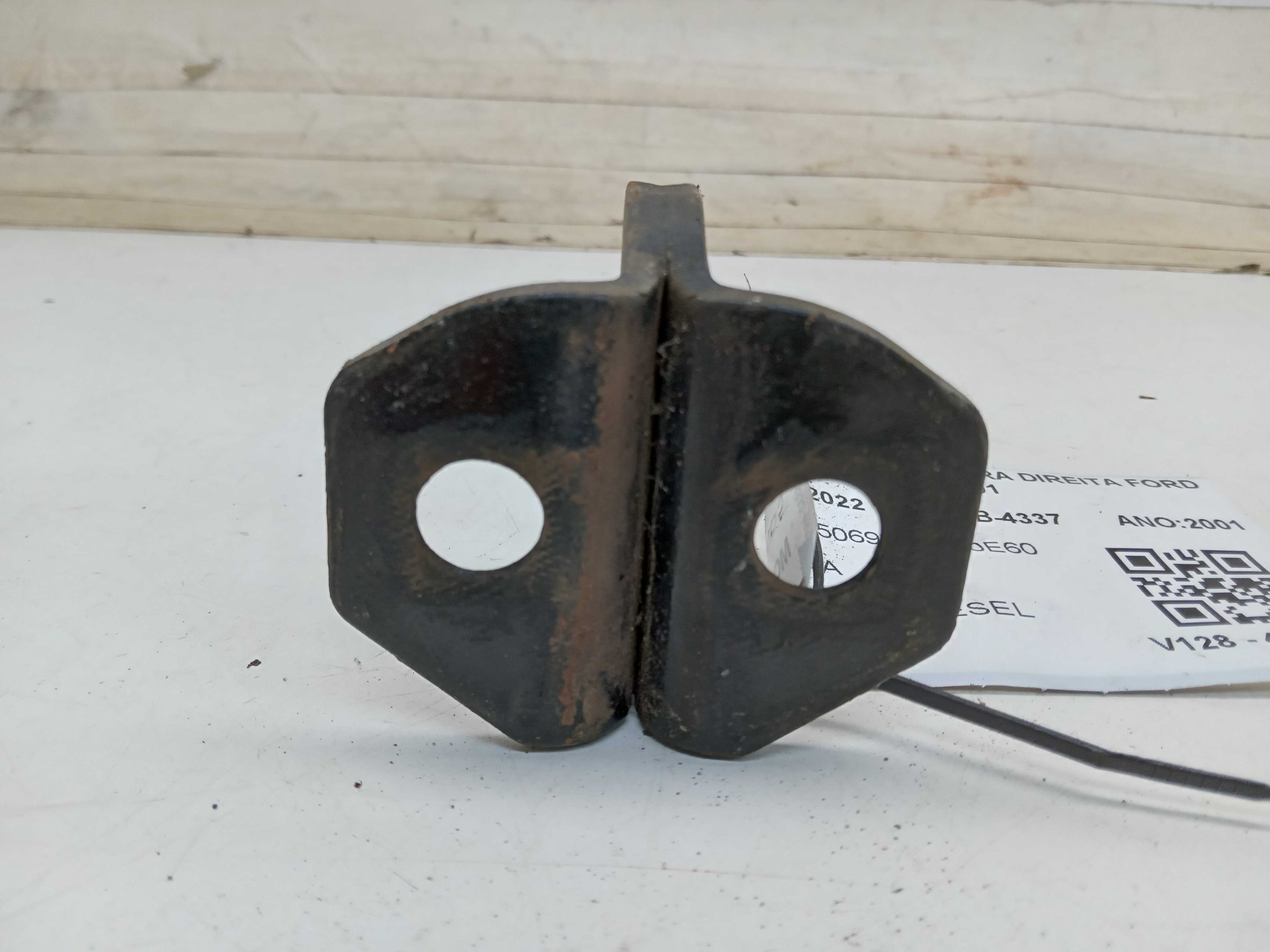 BATENTE  PORTA DIANTEIRA DIREITA Ford F350 2001 2