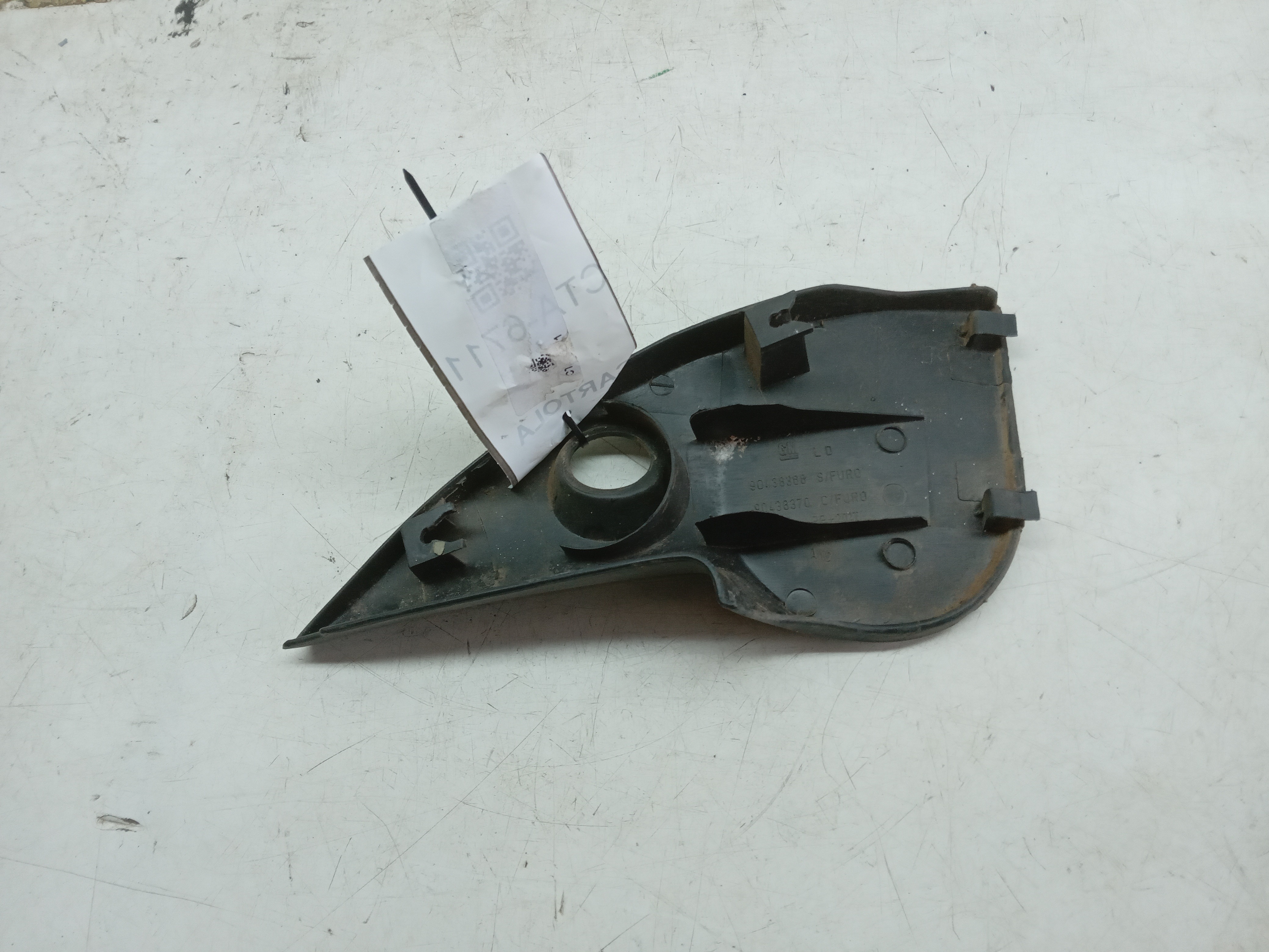MOLDURA ACABAMENTO RETROVISOR INTERNO LD GM CORSA 2002 2