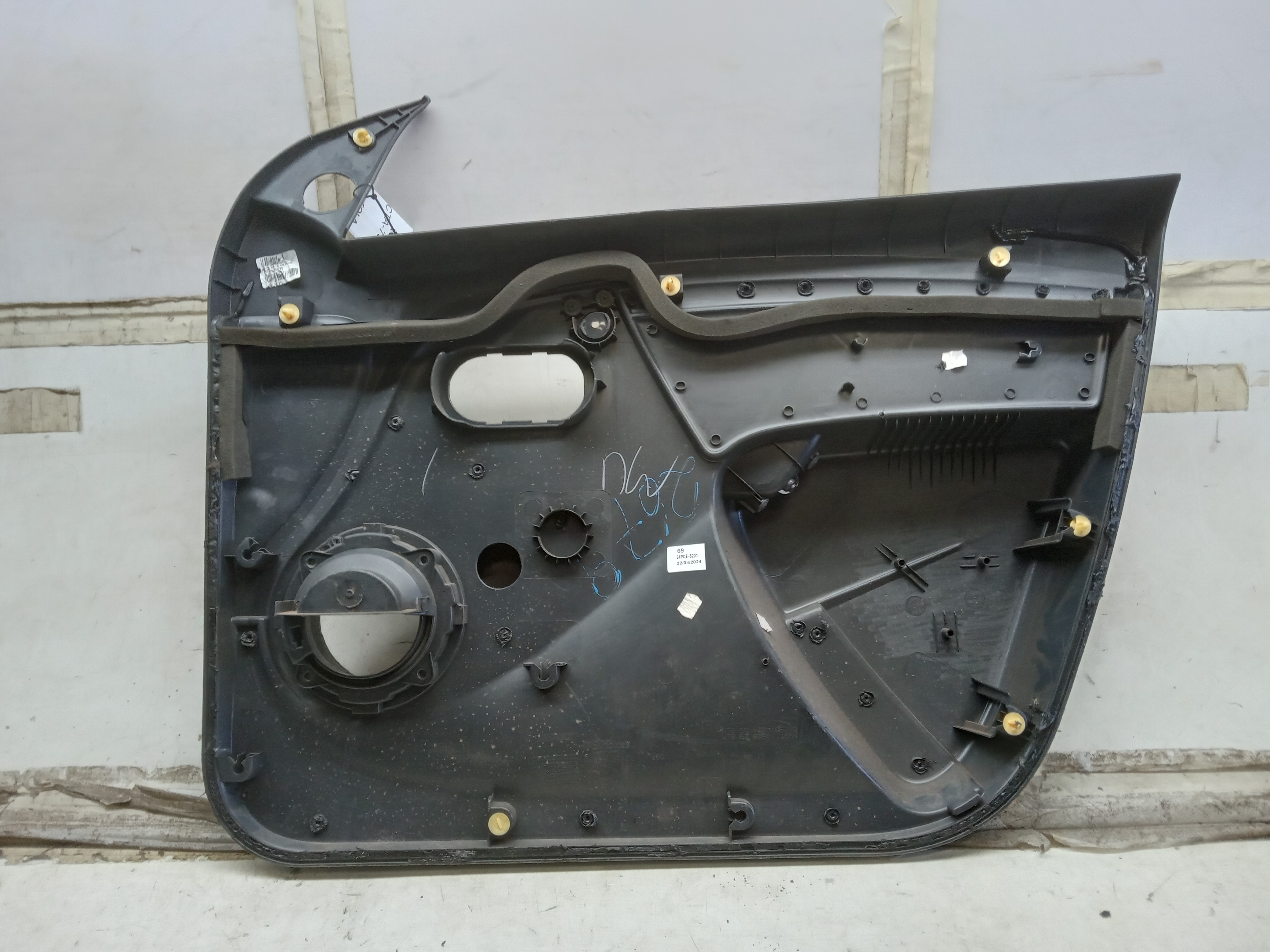 FORRO PORTA DIANTEIRO LE RENAULT DUSTER OROCH 2018 2