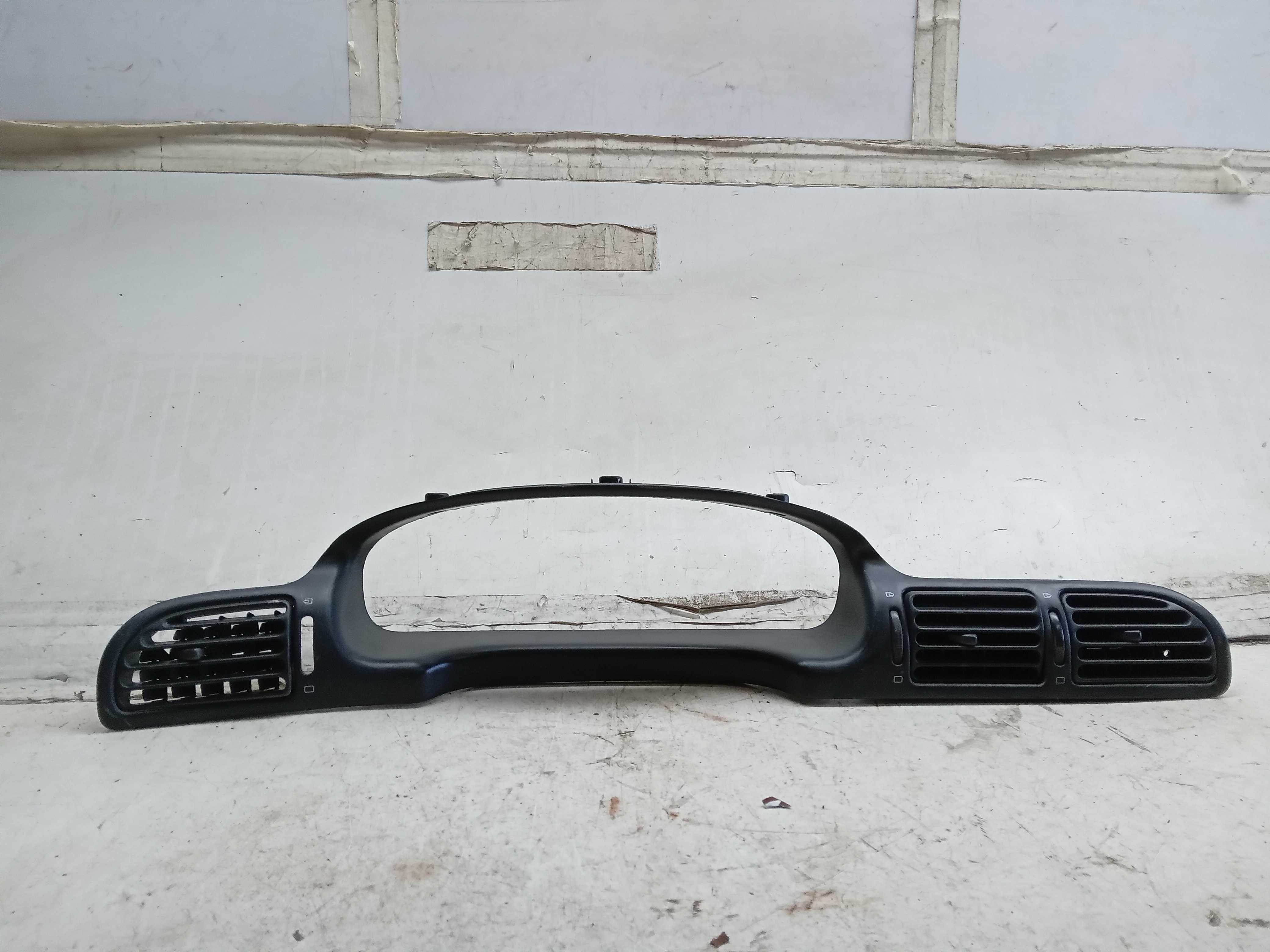 MOLDURA PAINEL INSTRUMENTOS COM DIFUSOR AR PEUGEOT 406 1999 1