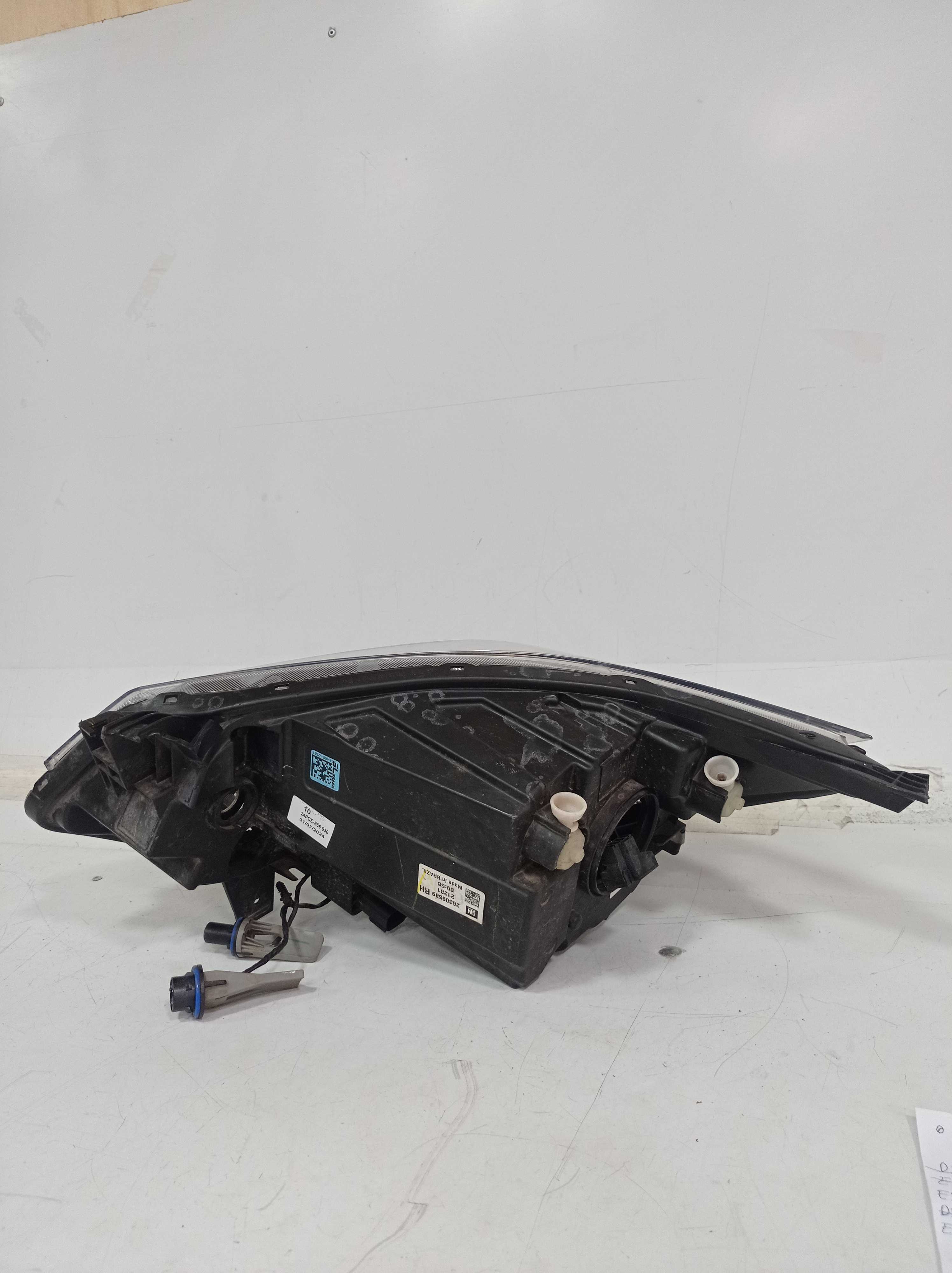 26309589 Farol dianteiro direito gm onix 2020 a 2022 P RECU 2