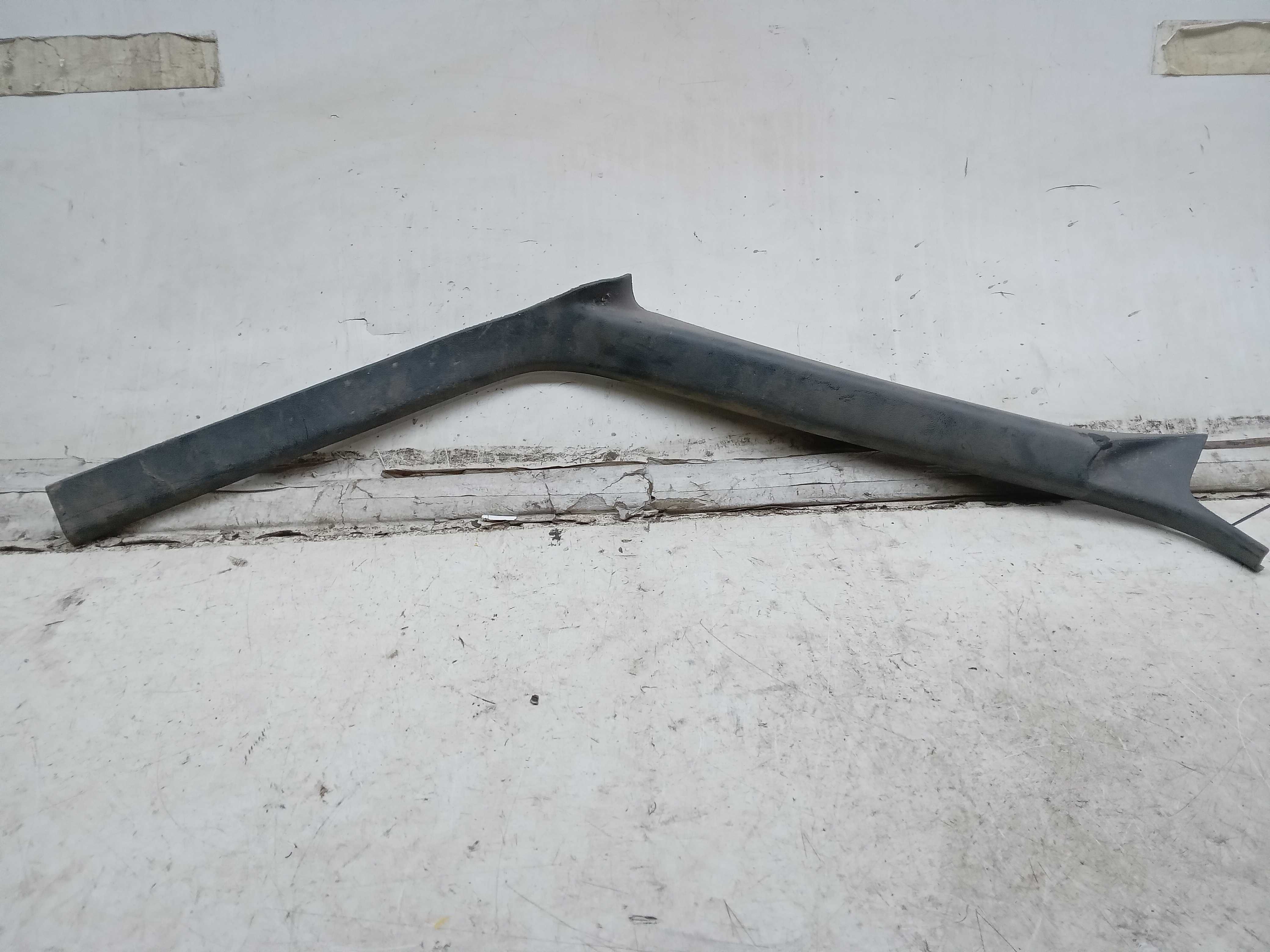 ACABAMENTO MOLDURA PARABRISA LE FORD RANGER 2011