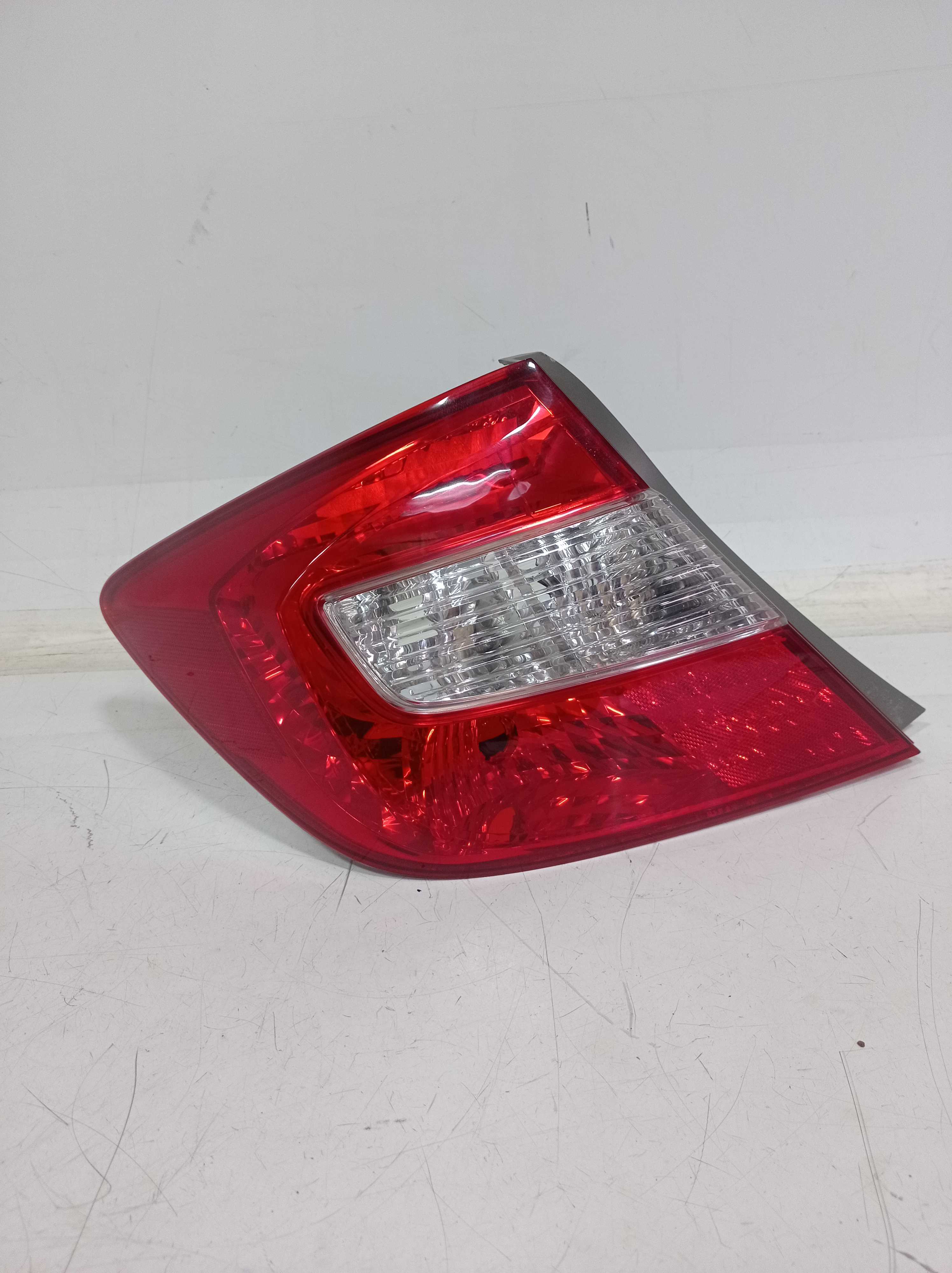 LANTERNA TRASEIRA ESQUERDA HONDA CIVIC G9 2015 RECUPERADA 1