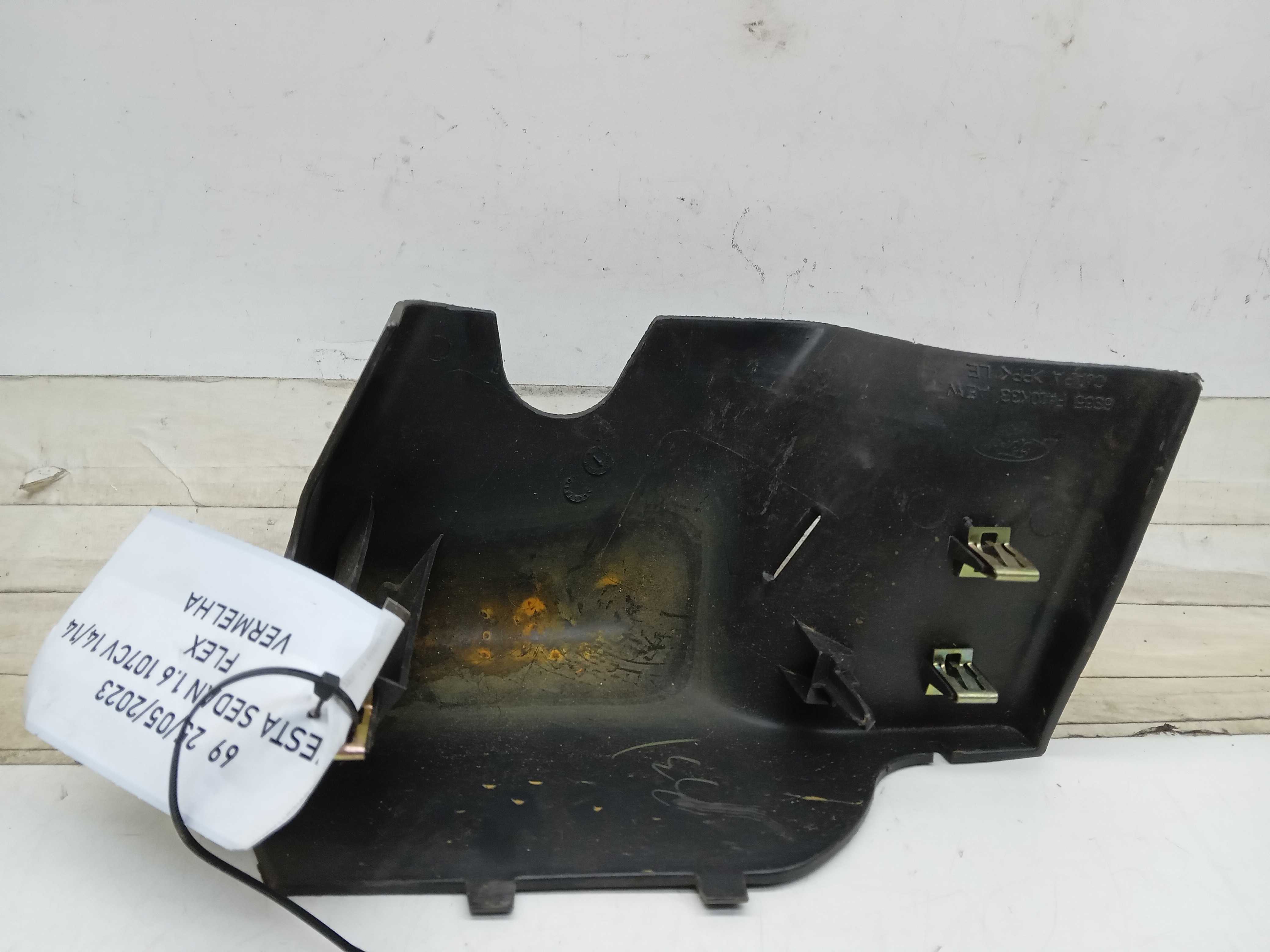 ACABAMENTO MOLDURA LATERAL TRASEIRA LE FORD FIESTA