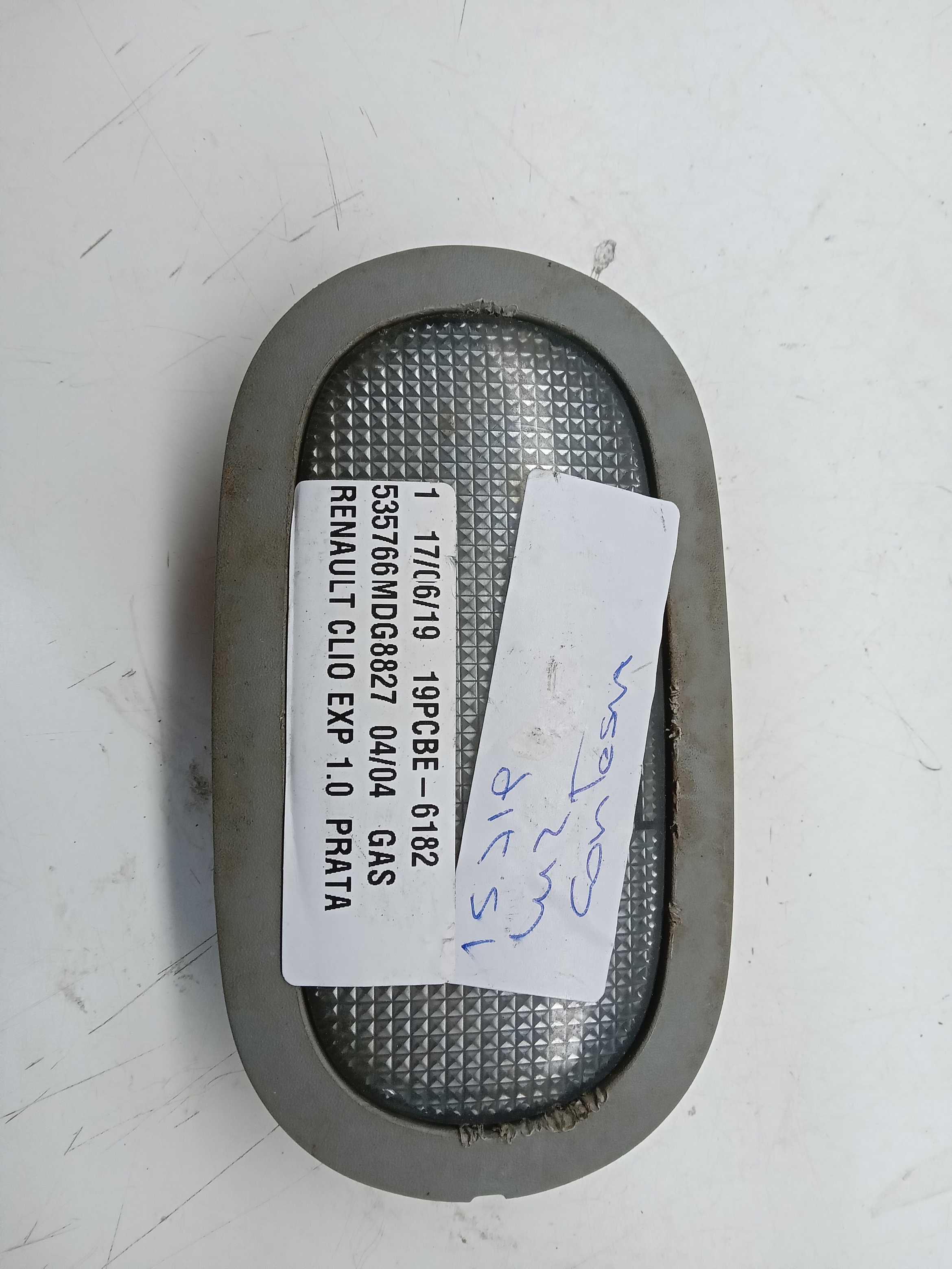 LUZ CORTESIA TETO RENAULT CLIO 2004 1