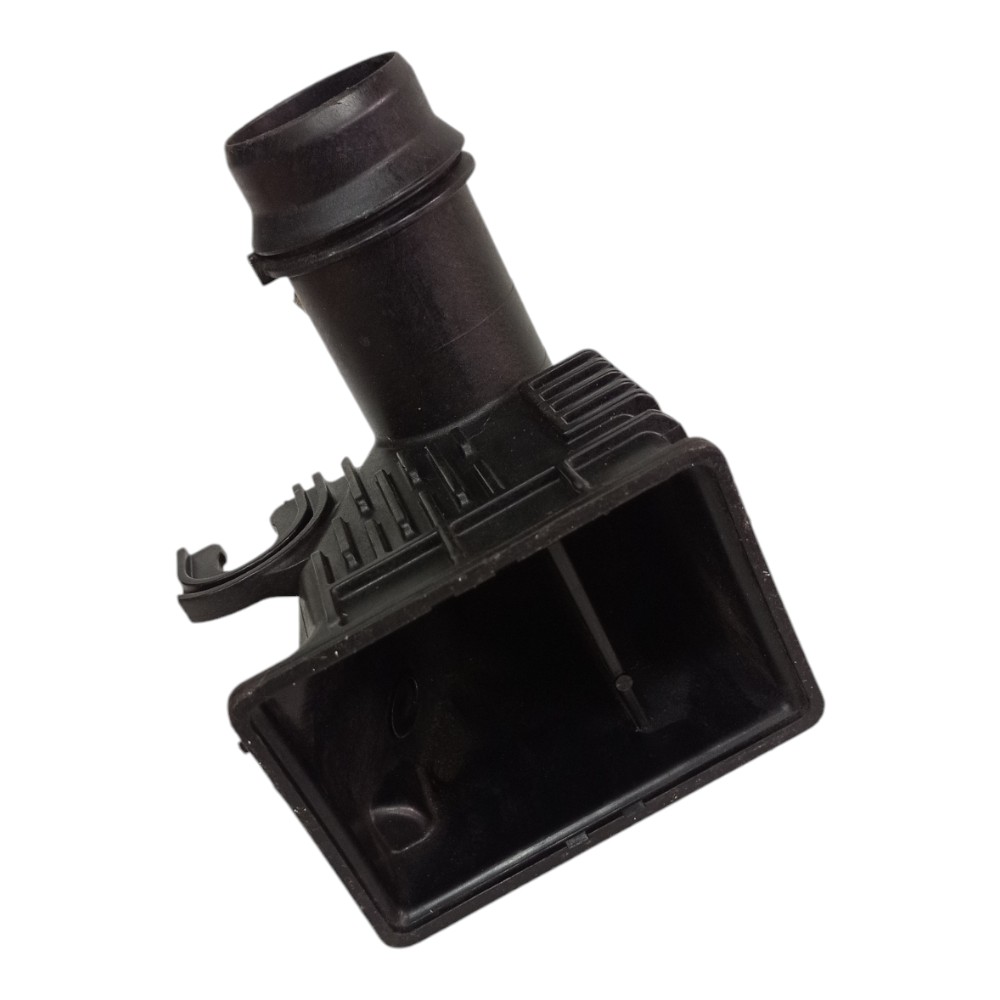 Saída Caixa Lateral Intercooler Gm Onix Tracker 2023 4