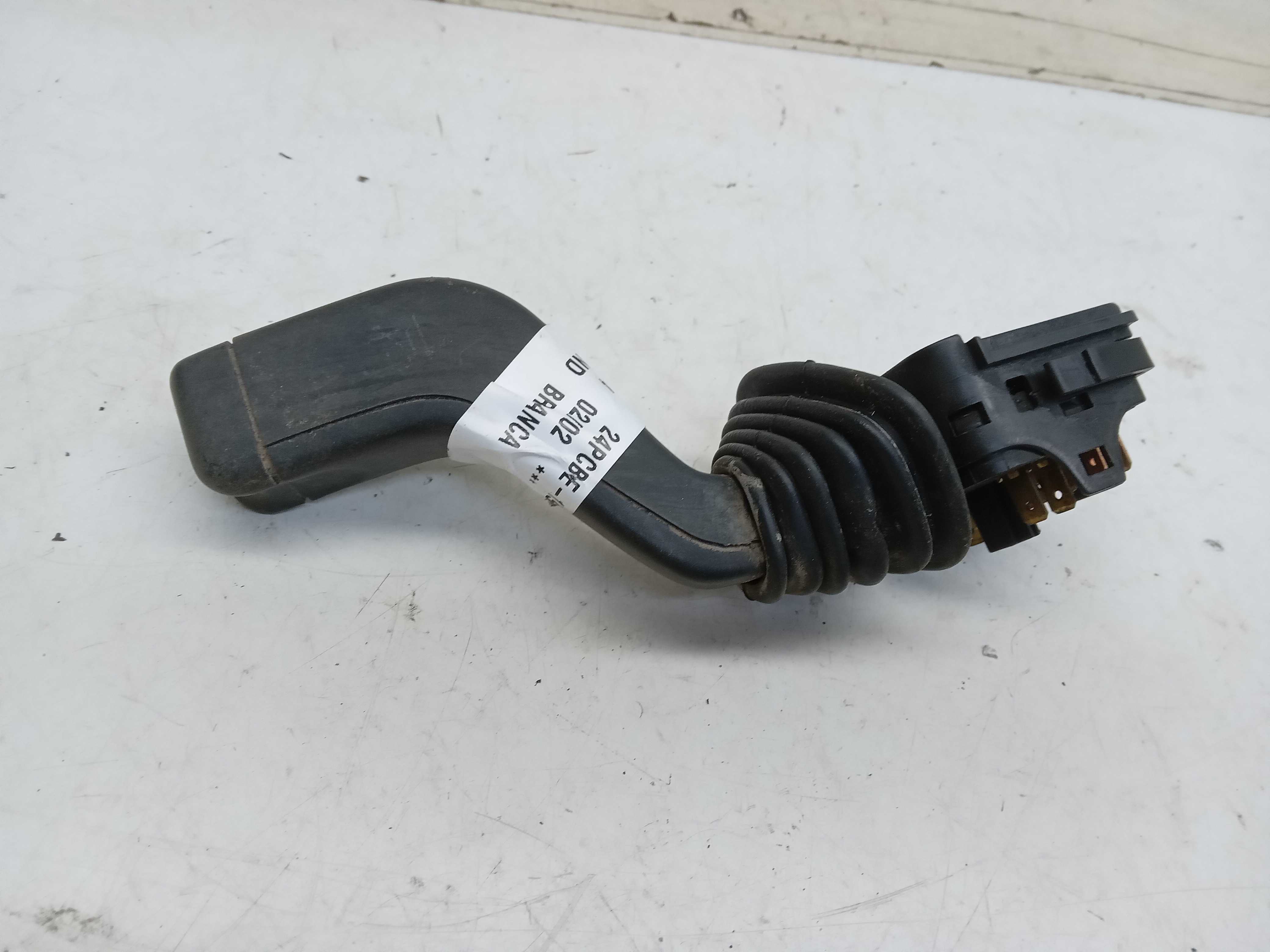 CHAVE LIMPADOR PARABRISA GM CORSA WIND 2002 1