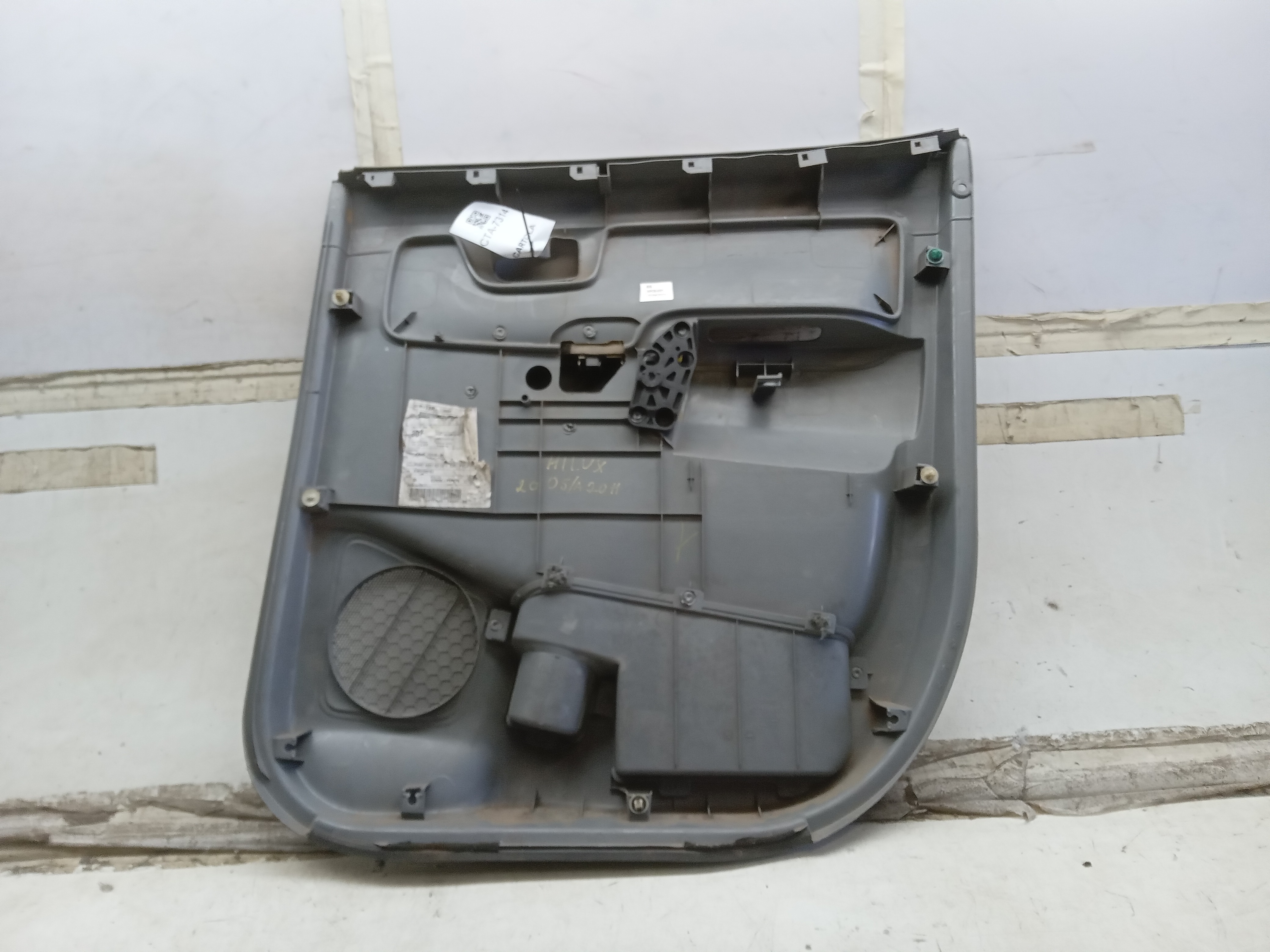 FORRO PORTA TRASEIRO LE TOYOTA HILUX 2008 2