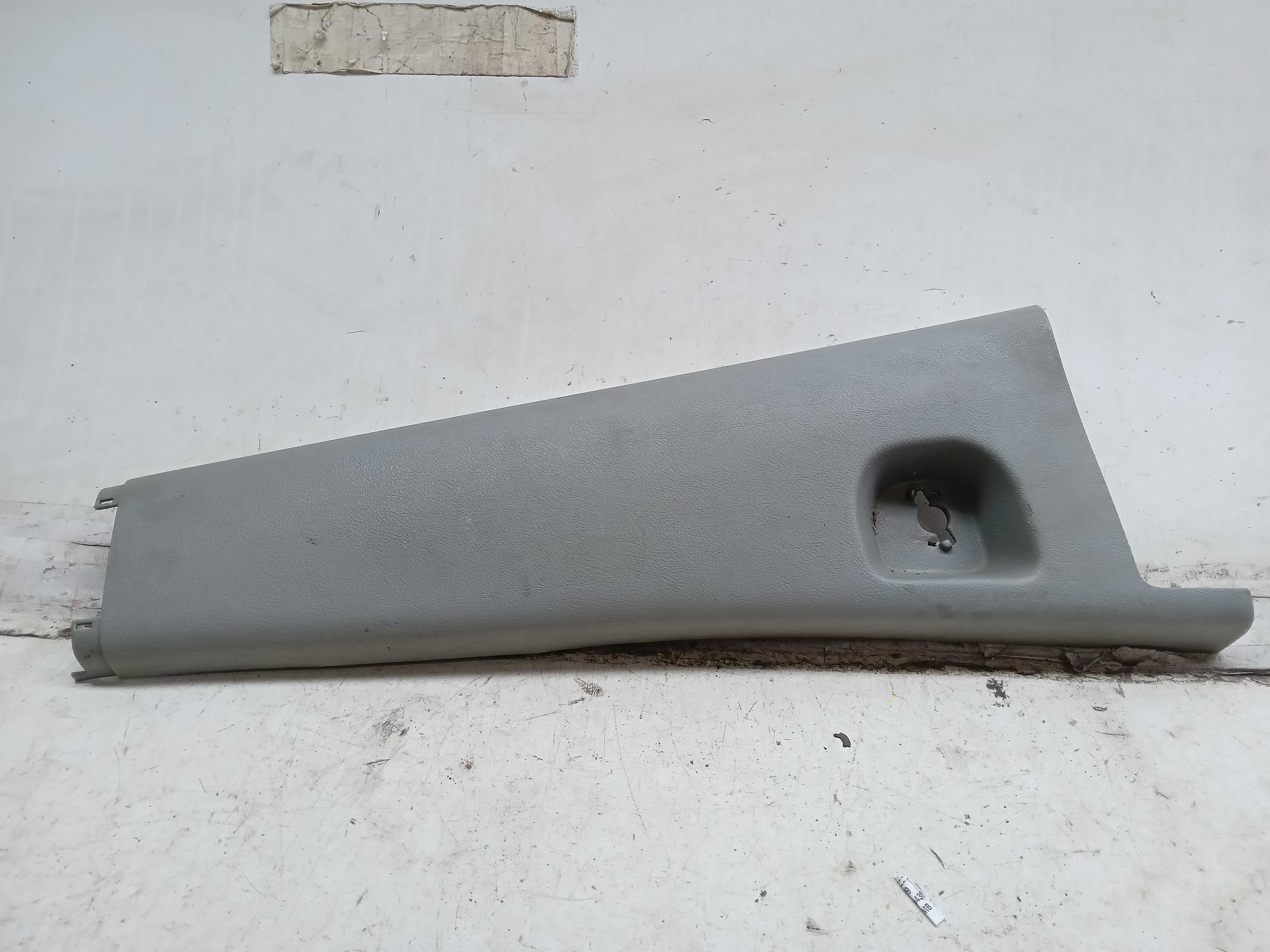 SUPORTE TAMPAO BAGAGITO LD RENAULT MASTER 2012 2