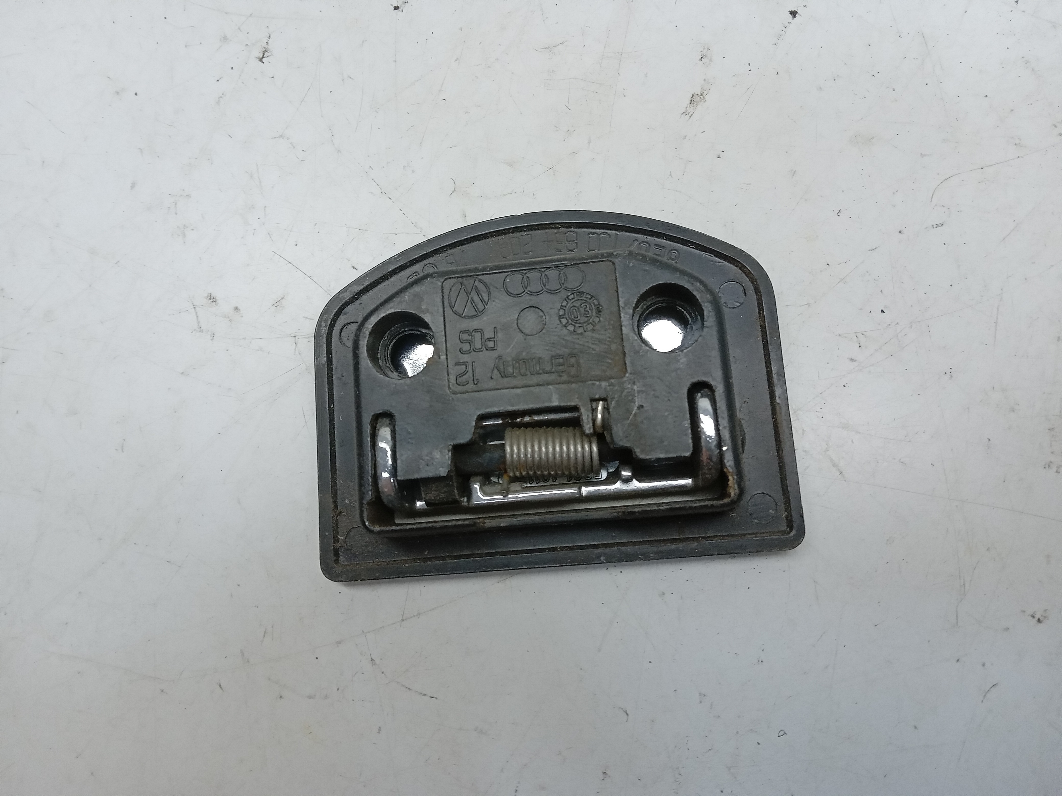 GANCHO ALÇA PORTA MALAS AUDI A3 2