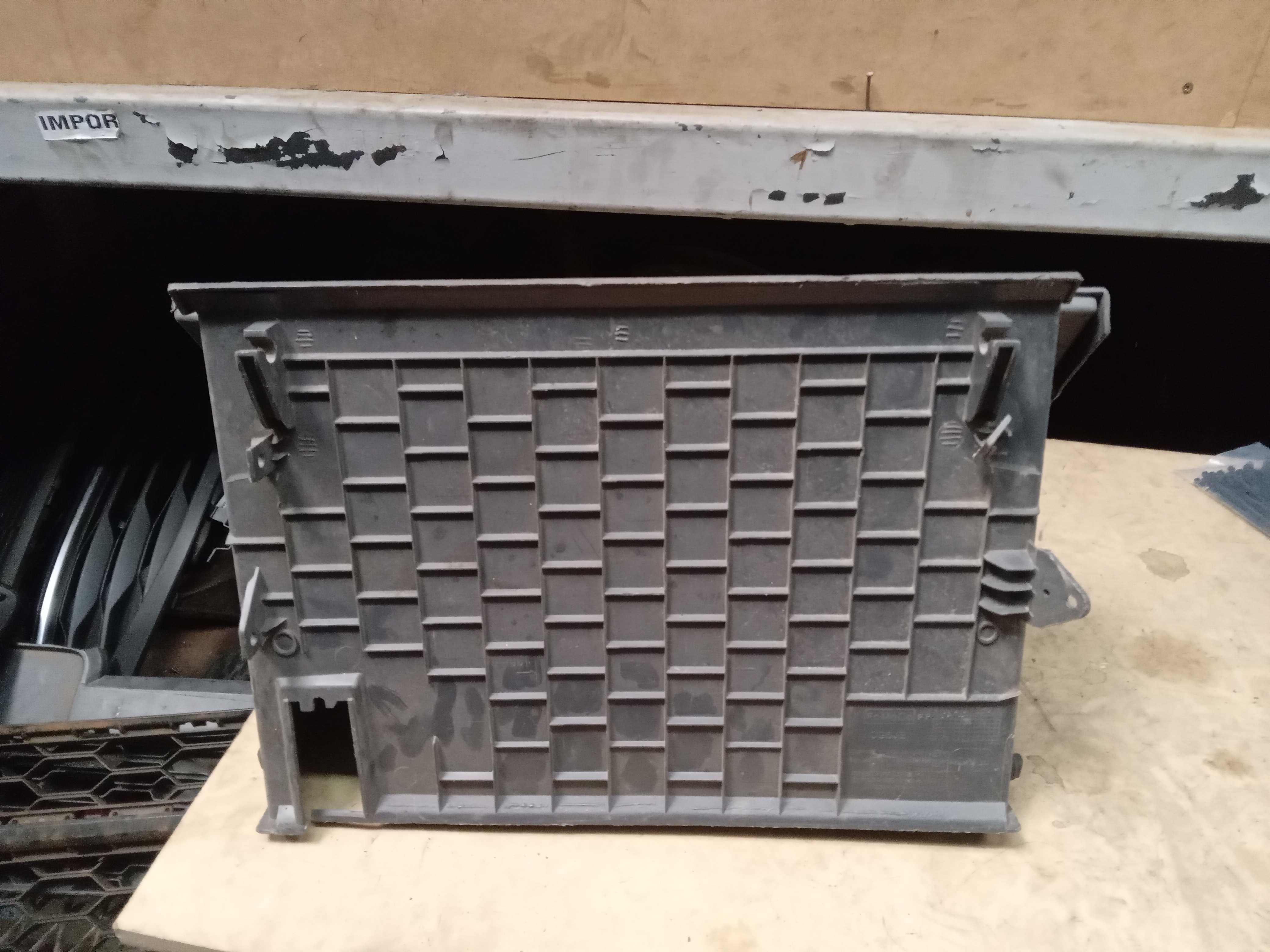 PORTA LUVAS FORD RANGER 2013 1