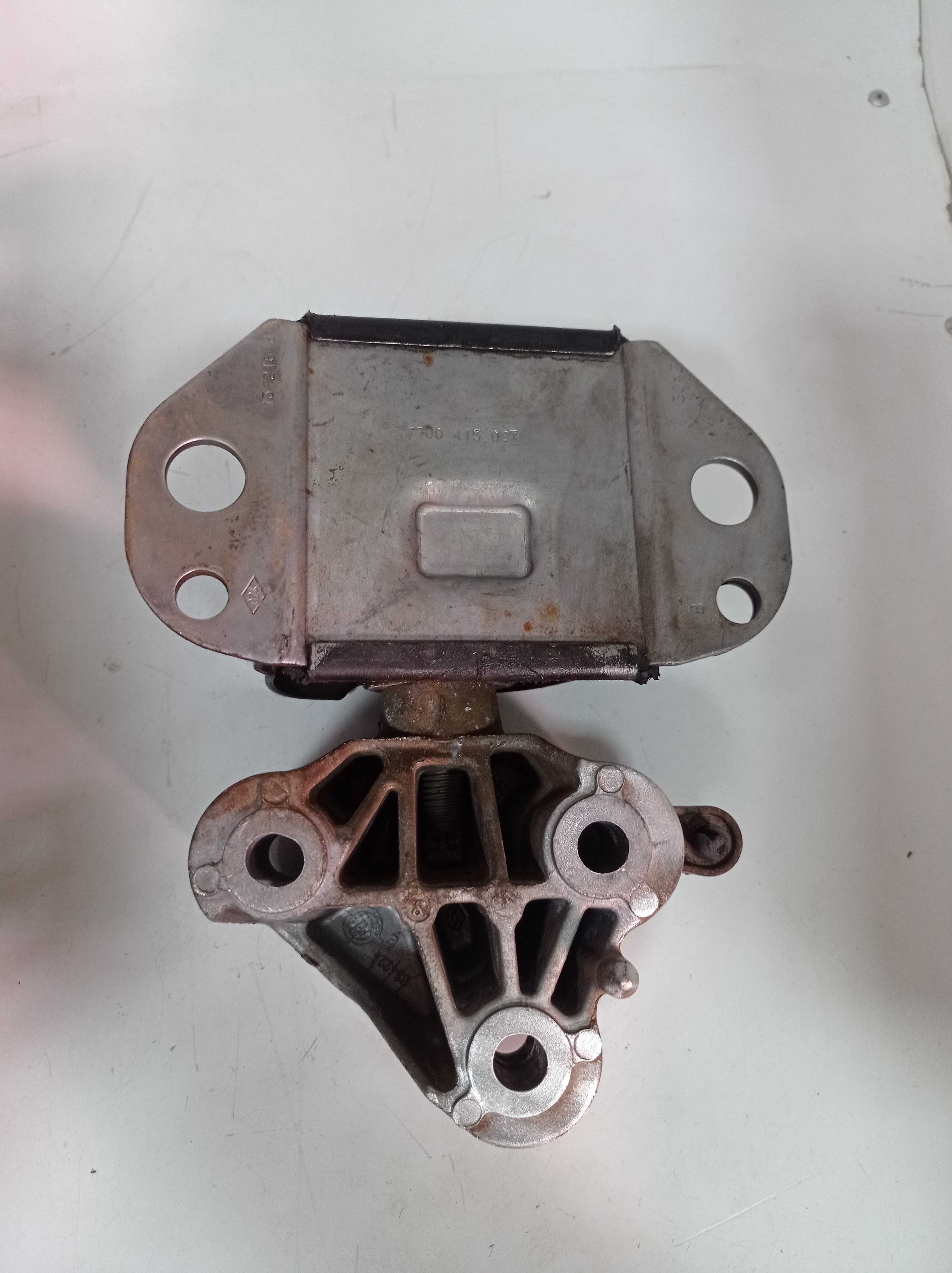 CALÇO COXIM MOTOR DIREITO RENAULT CLIO KANGOO 2013 2014 2