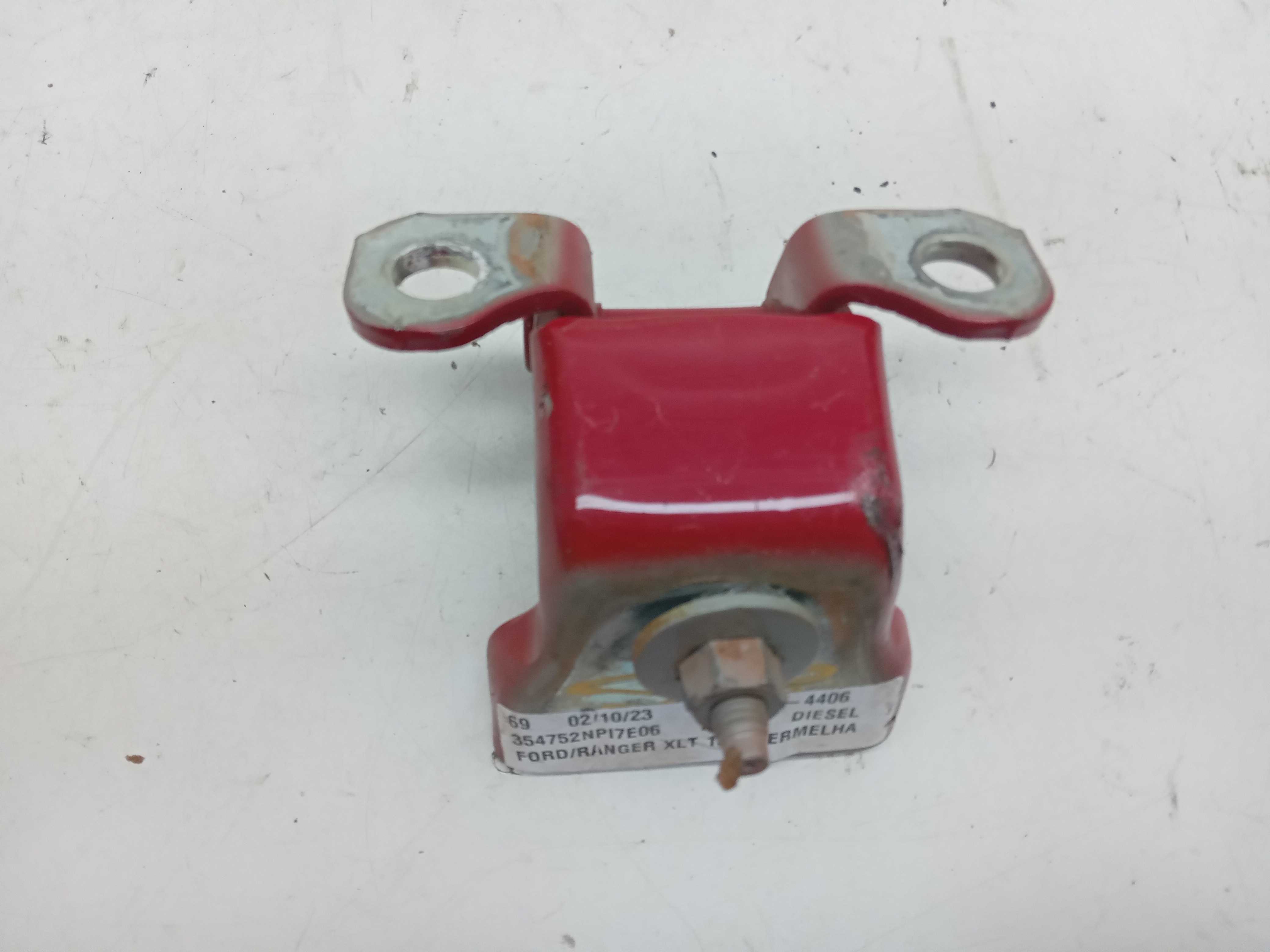 DOBRADIÇA SUPERIOR PORTA TRASEIRA LD FORD RANGER 2010 1
