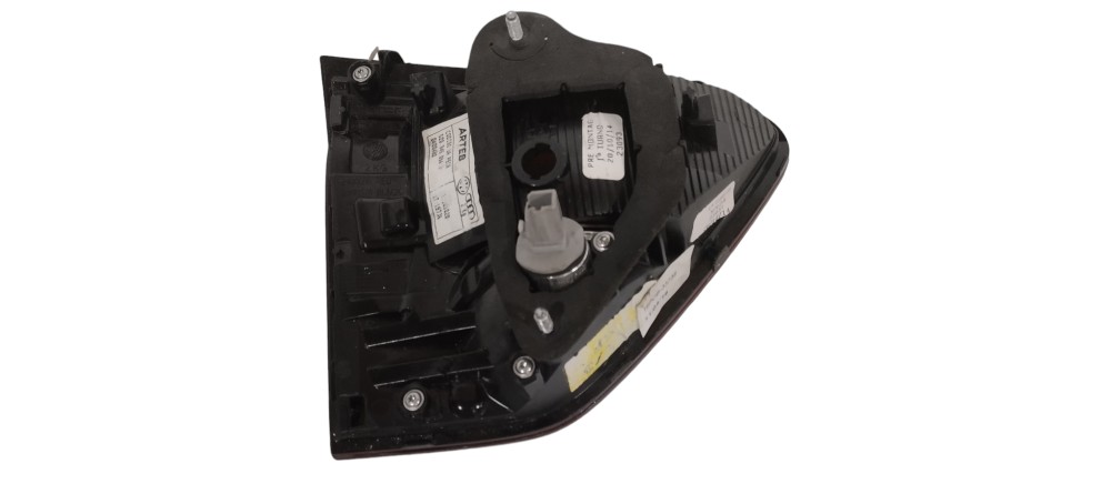 Lanterna Tampa Traseira Direito Vw Fox 2015 A 2019 Original 4