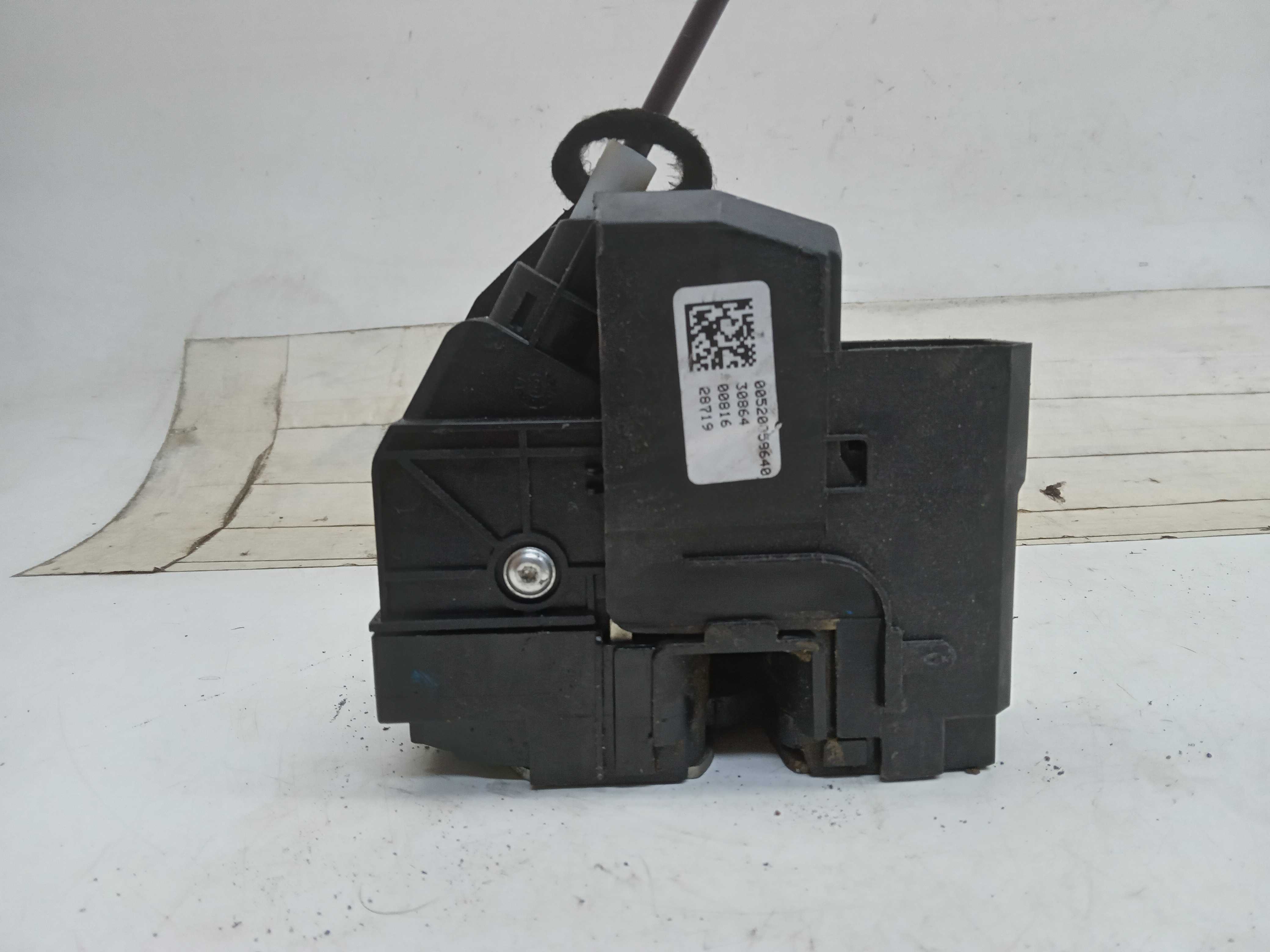 FECHADURA PORTA DIANTEIRA LD FIAT MOBI 2020 1