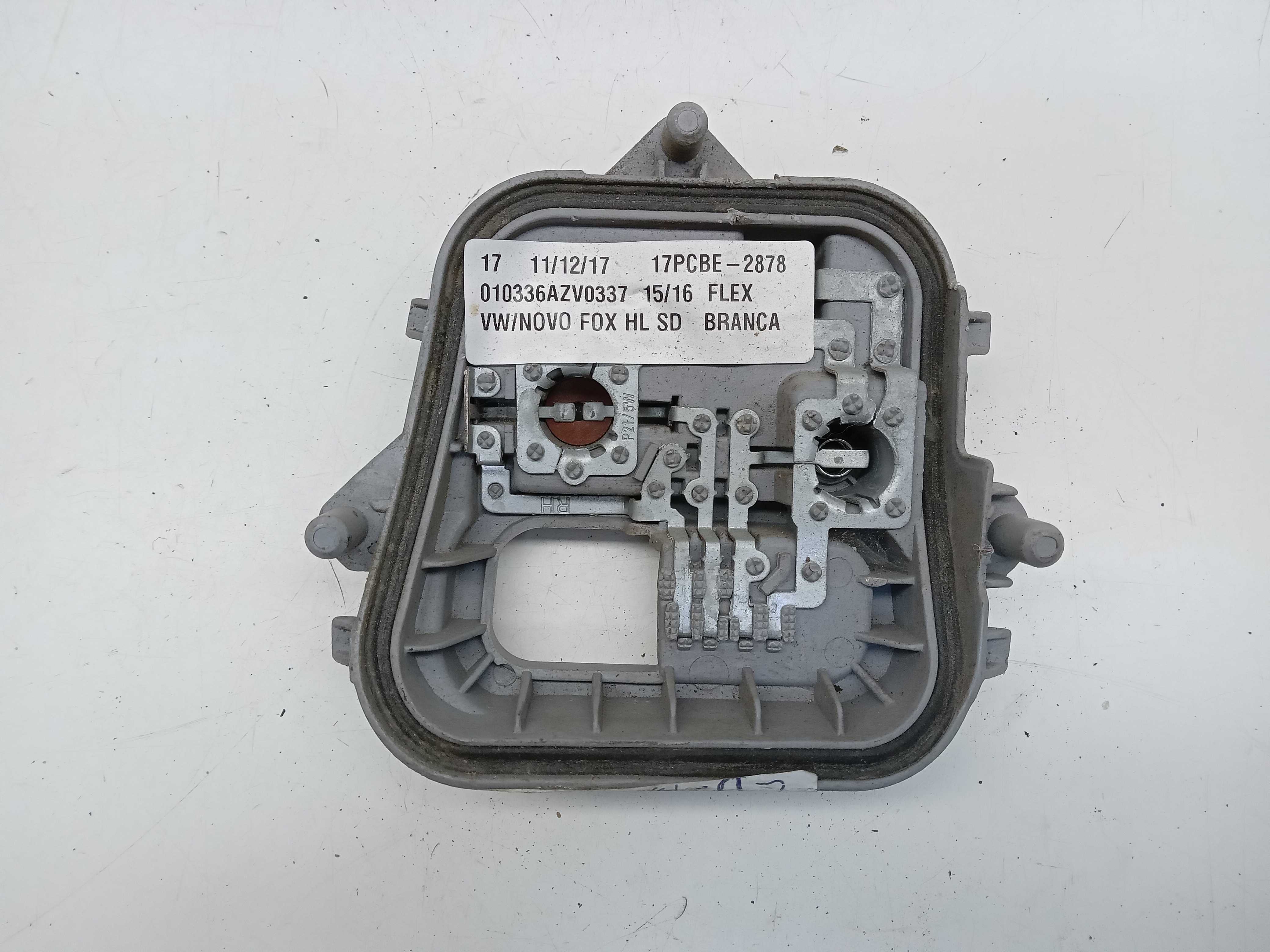 SOQUETE LANTERNA TRASEIRA LD VW FOX 2016