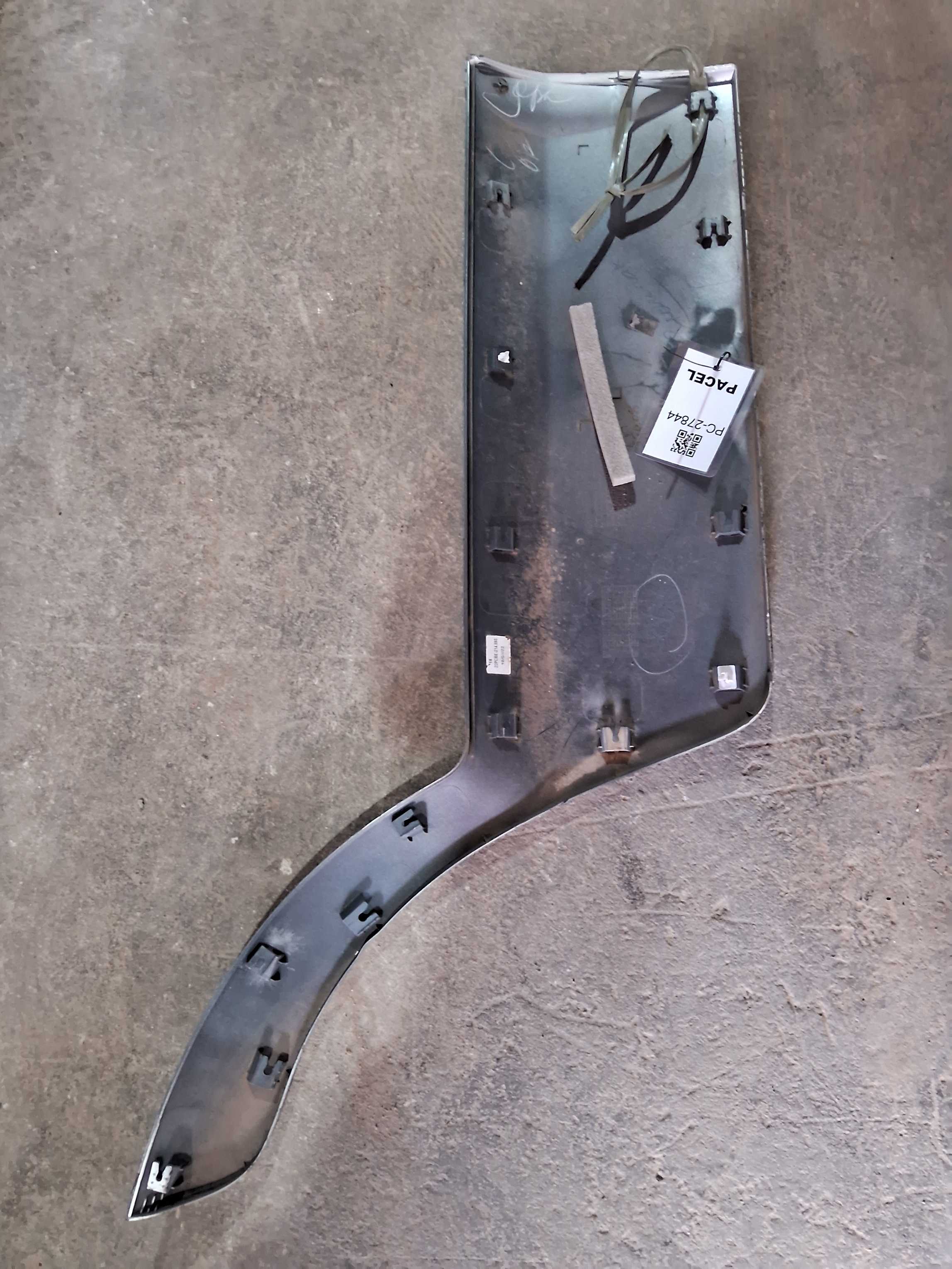 Moldura friso porta traseira esquerda Hyundai Tucson 2015 2