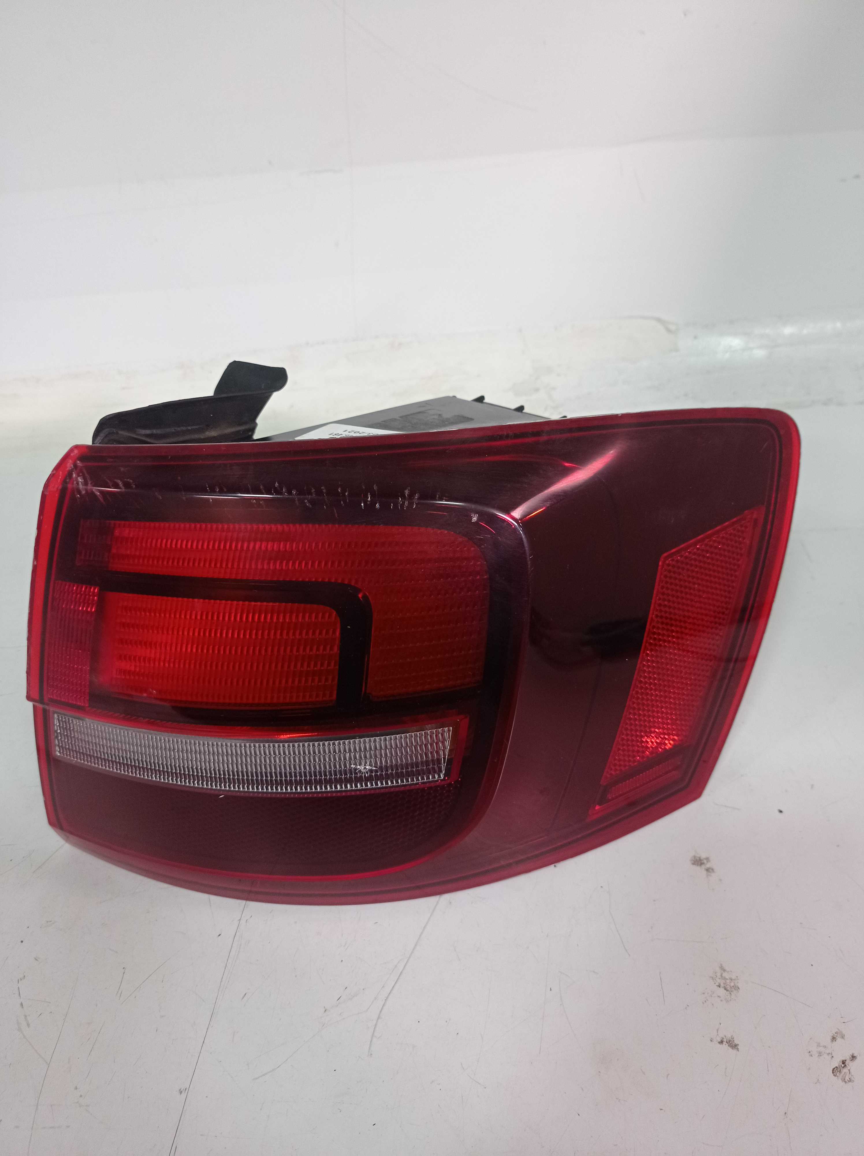 LANTERNA TRASEIRA DIREITA VOLKSWAGEN JETTA 2011 A 2018 1