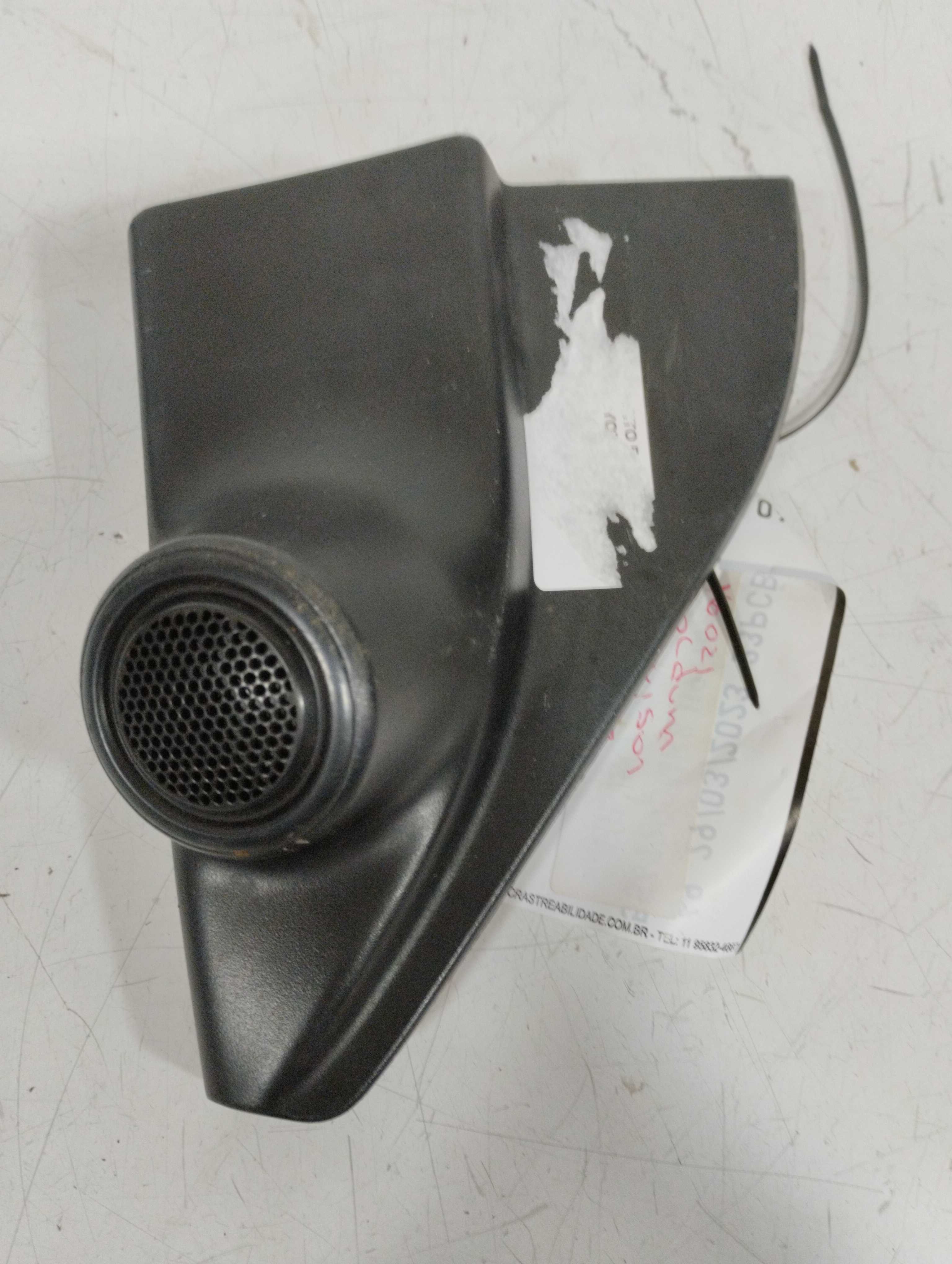 Moldura interna retrovisor direito Hilux 2014