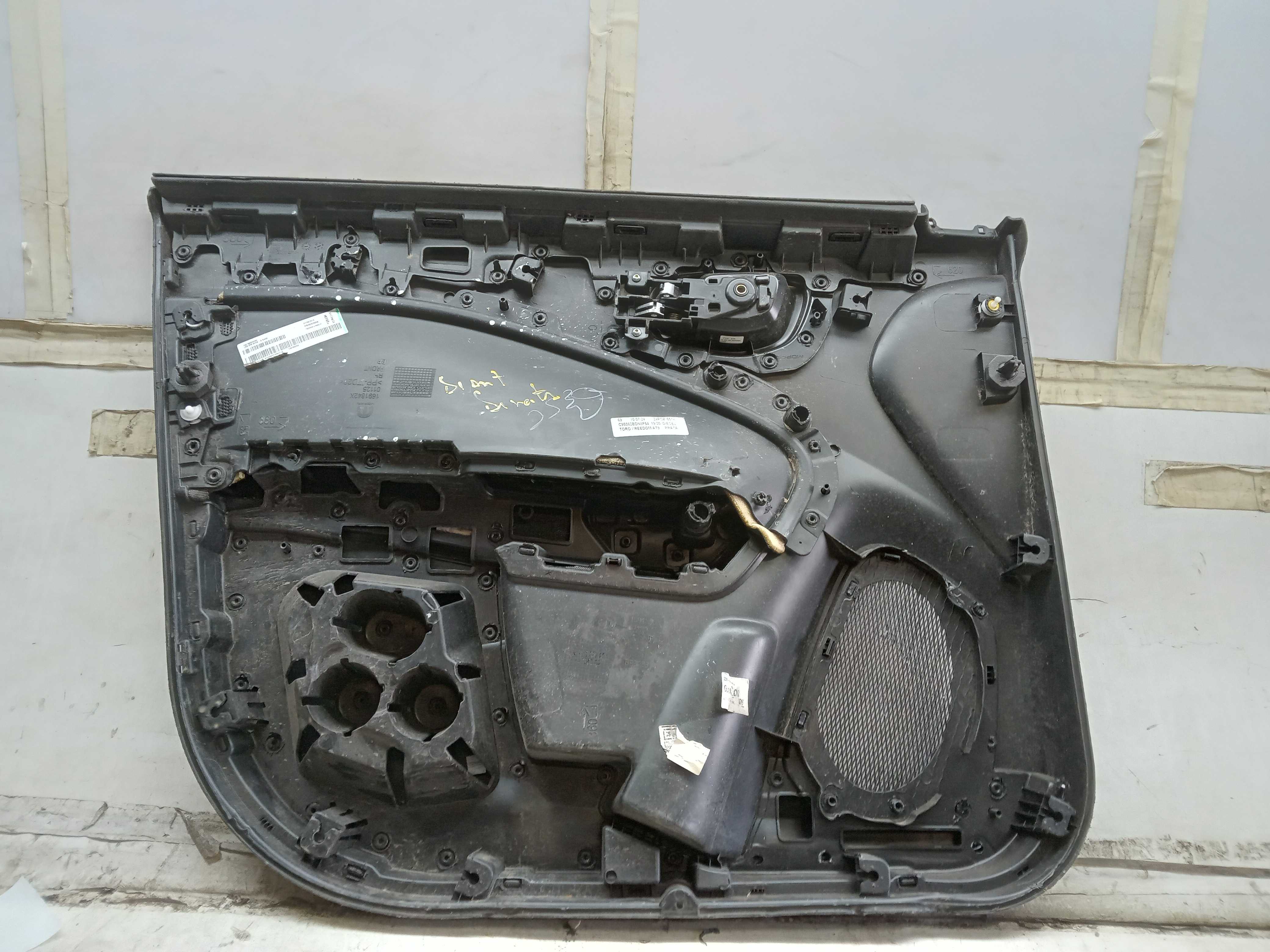 FORRO PORTA DIANTEIRO LD FIAT TORO 2020 2