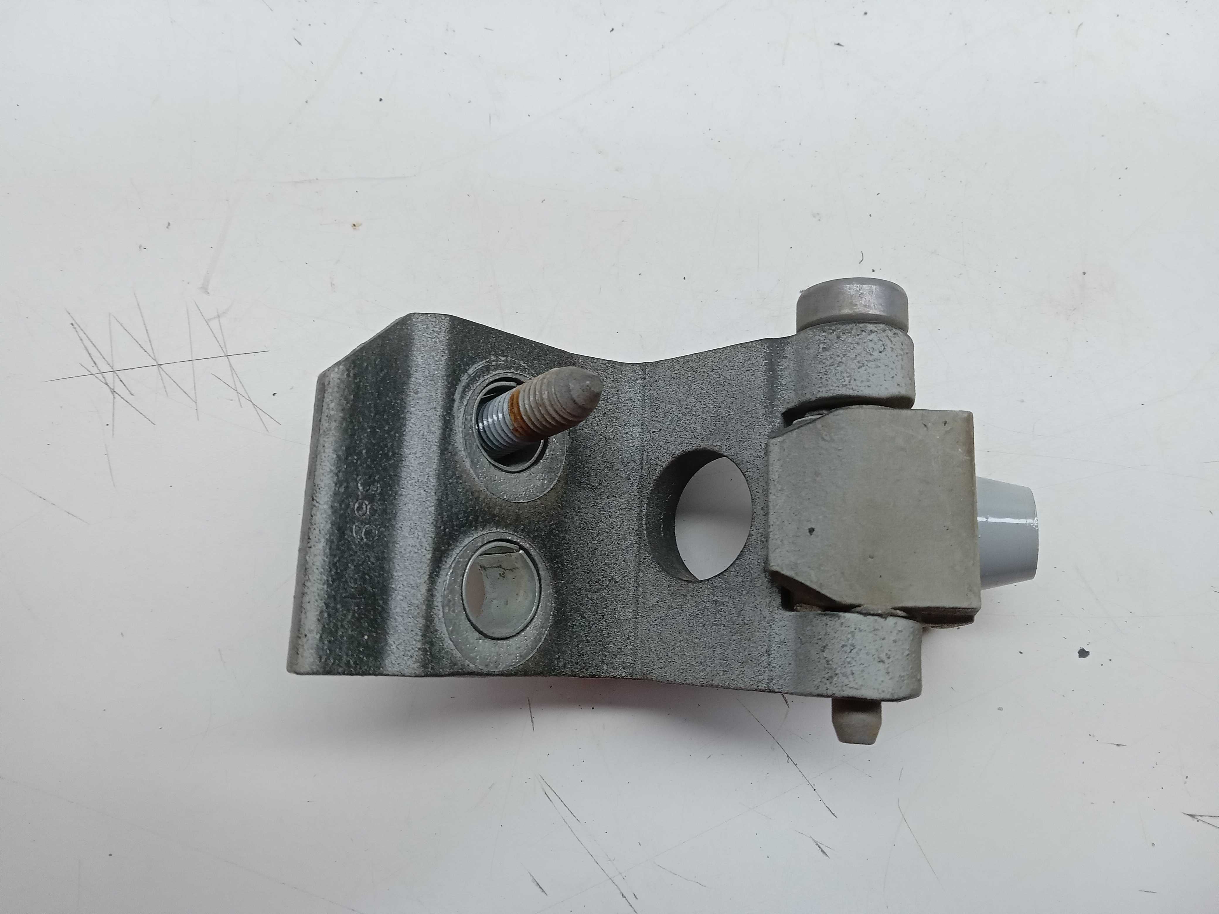 DOBRADIÇA SUPERIOR PORTA PEUGEOT 207 2010 2