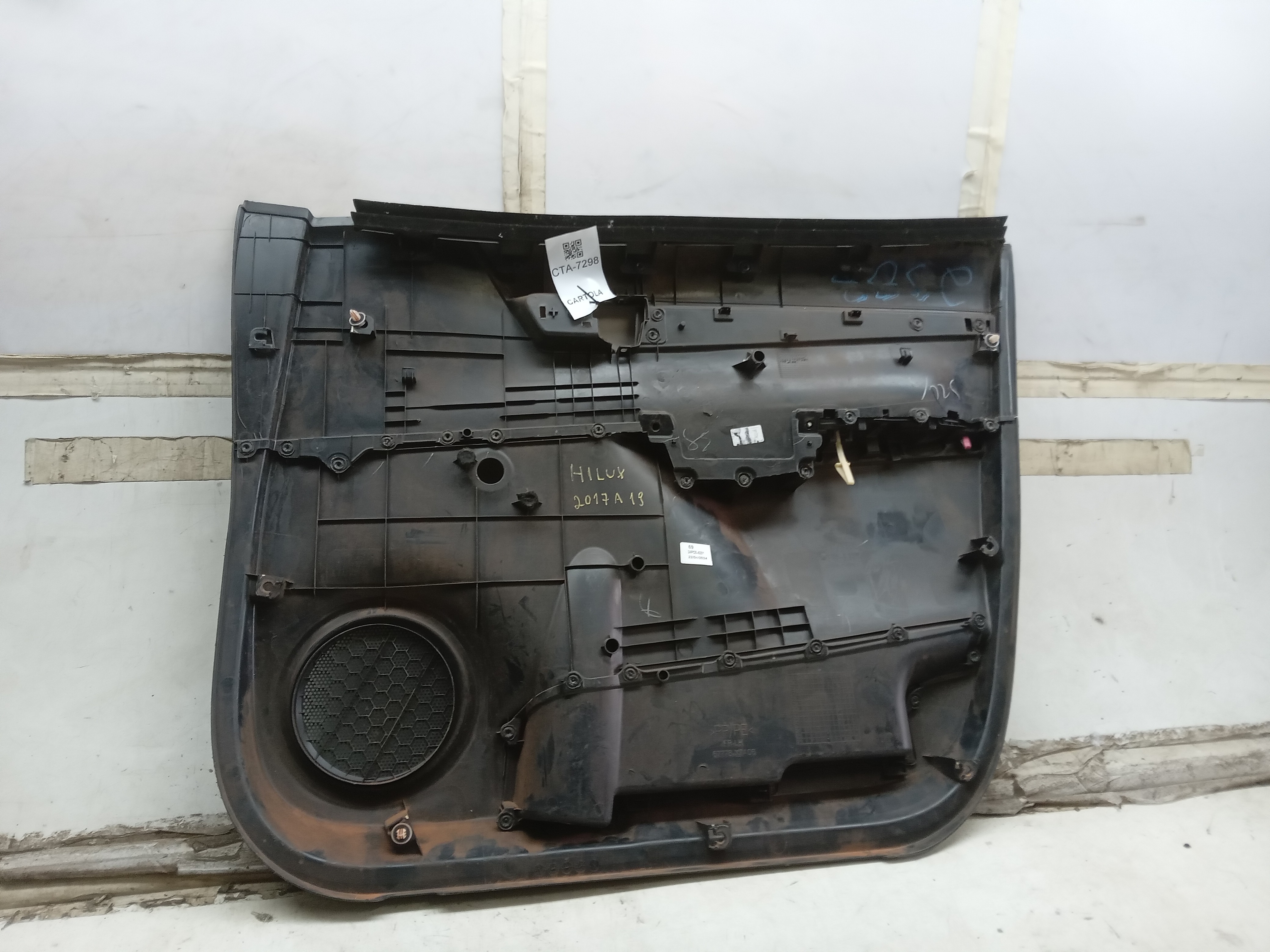 FORRO PORTA DIANTEIRO LE TOYOTA HILUX 2017 2