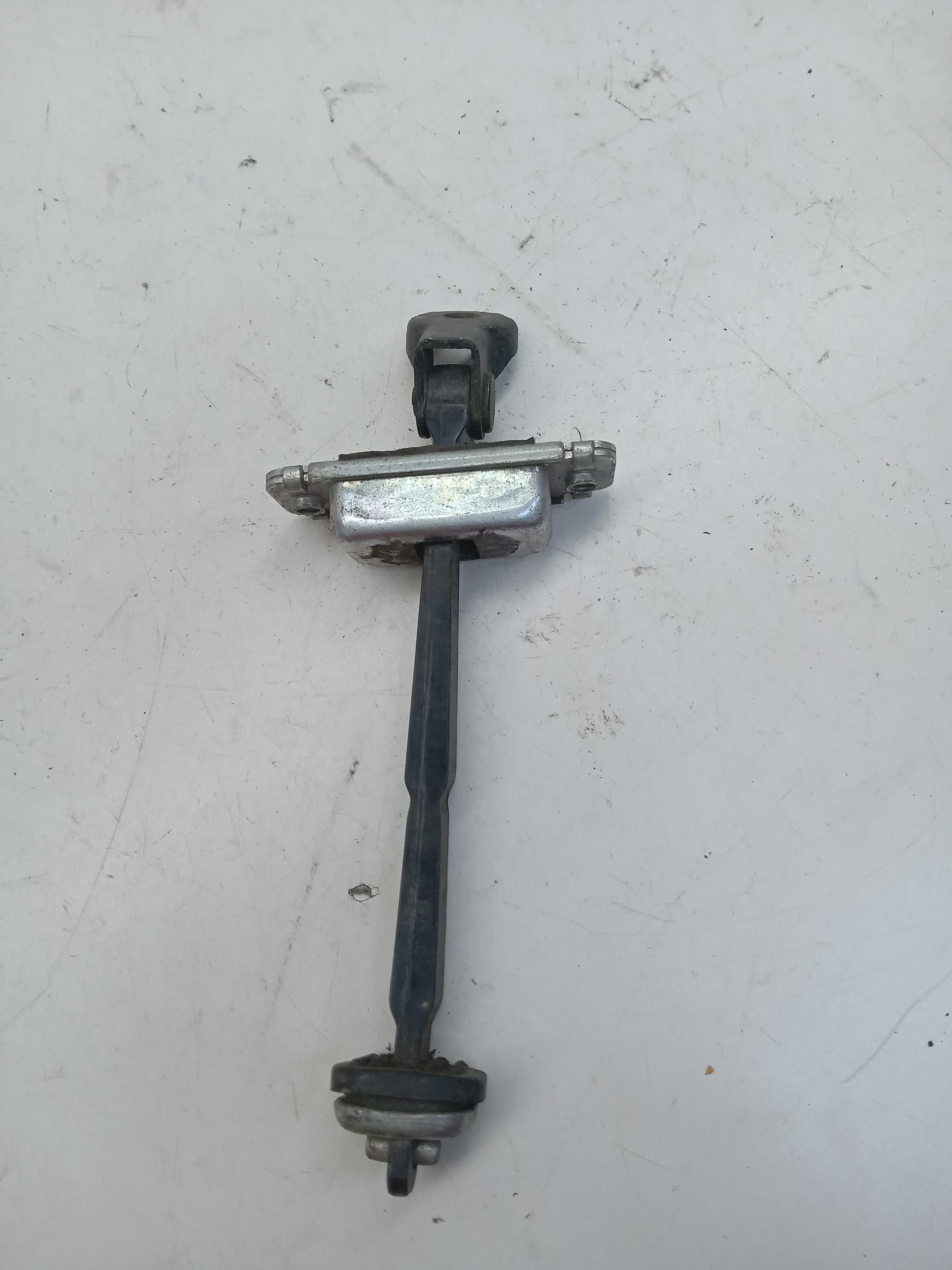 LIMITADOR PORTA TRASEIRA LE CAPTIVA 2