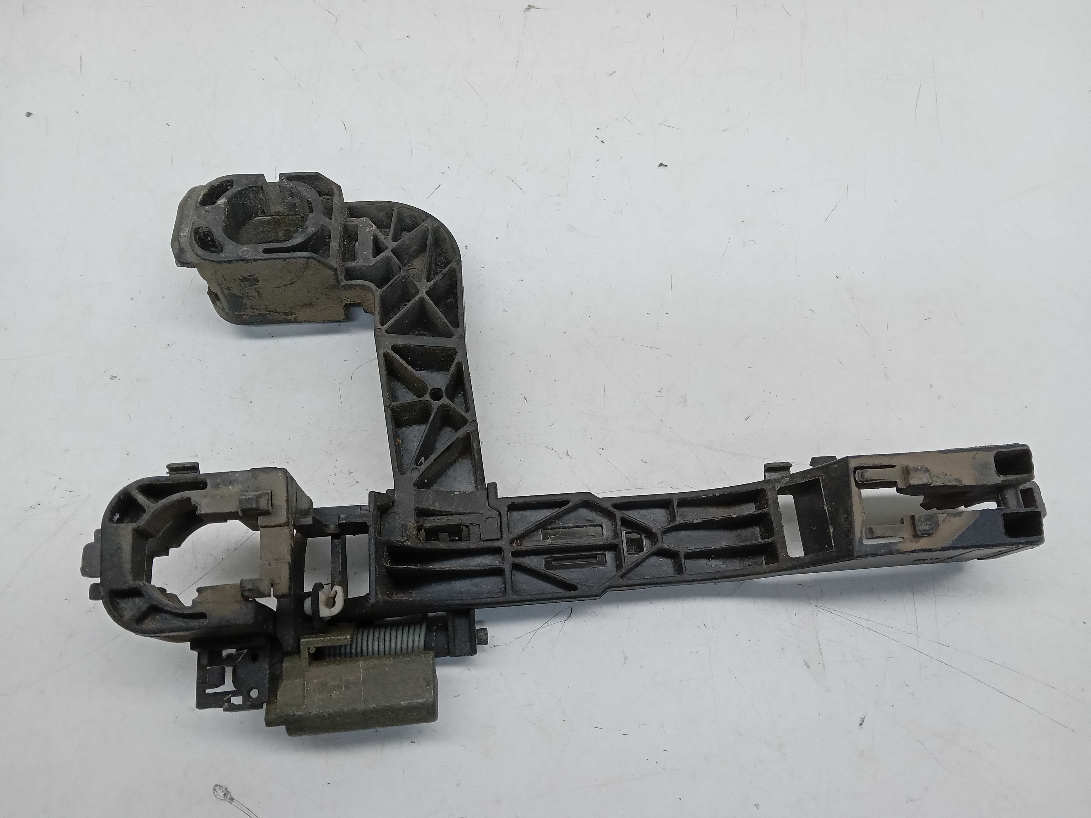 Suporte maçaneta externa traseiro le fiat stilo 2003 1