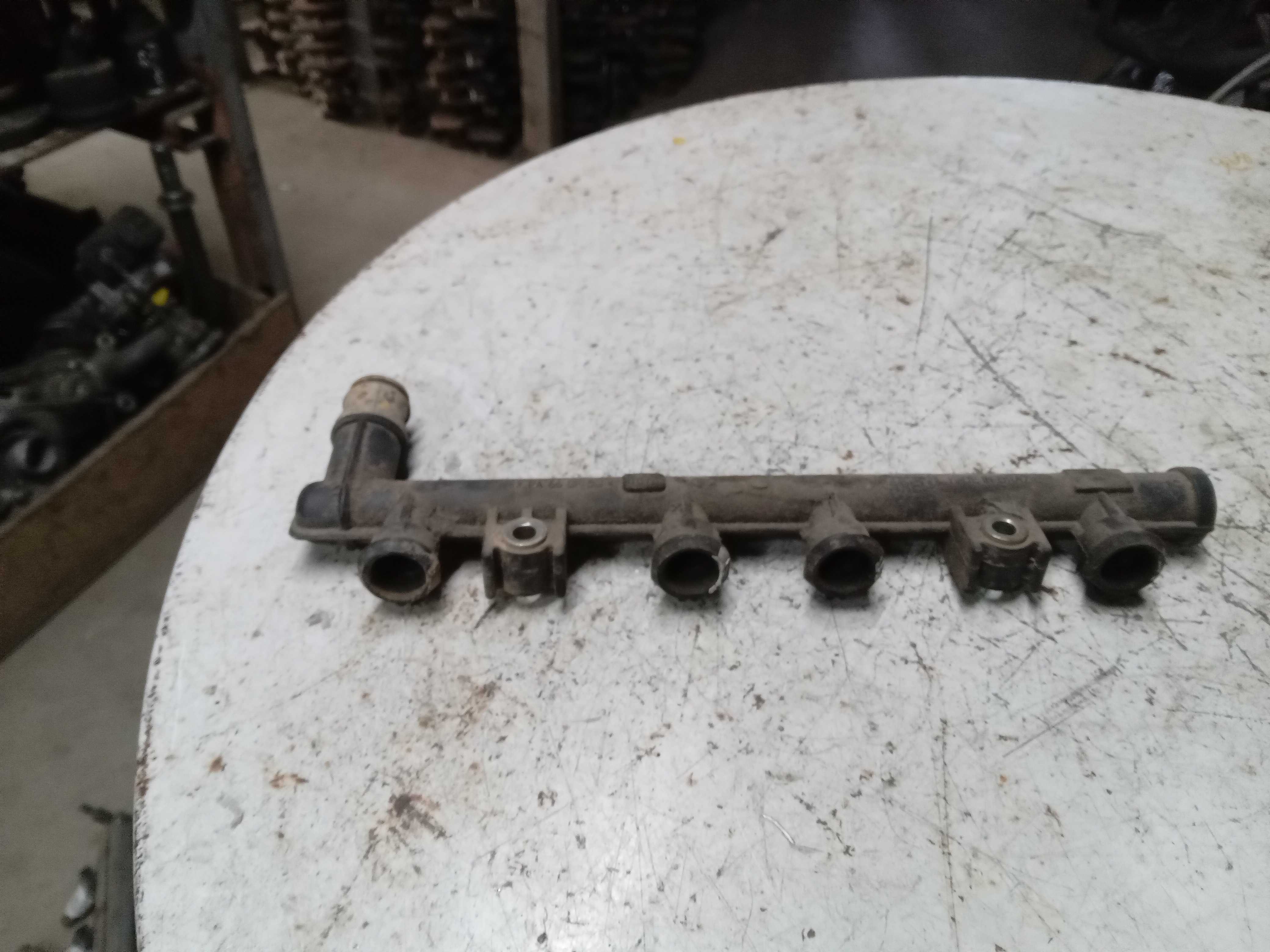 FLAUTA BICO INJEÇÃO FIAT PALIO OU STRADA 10 2002 2