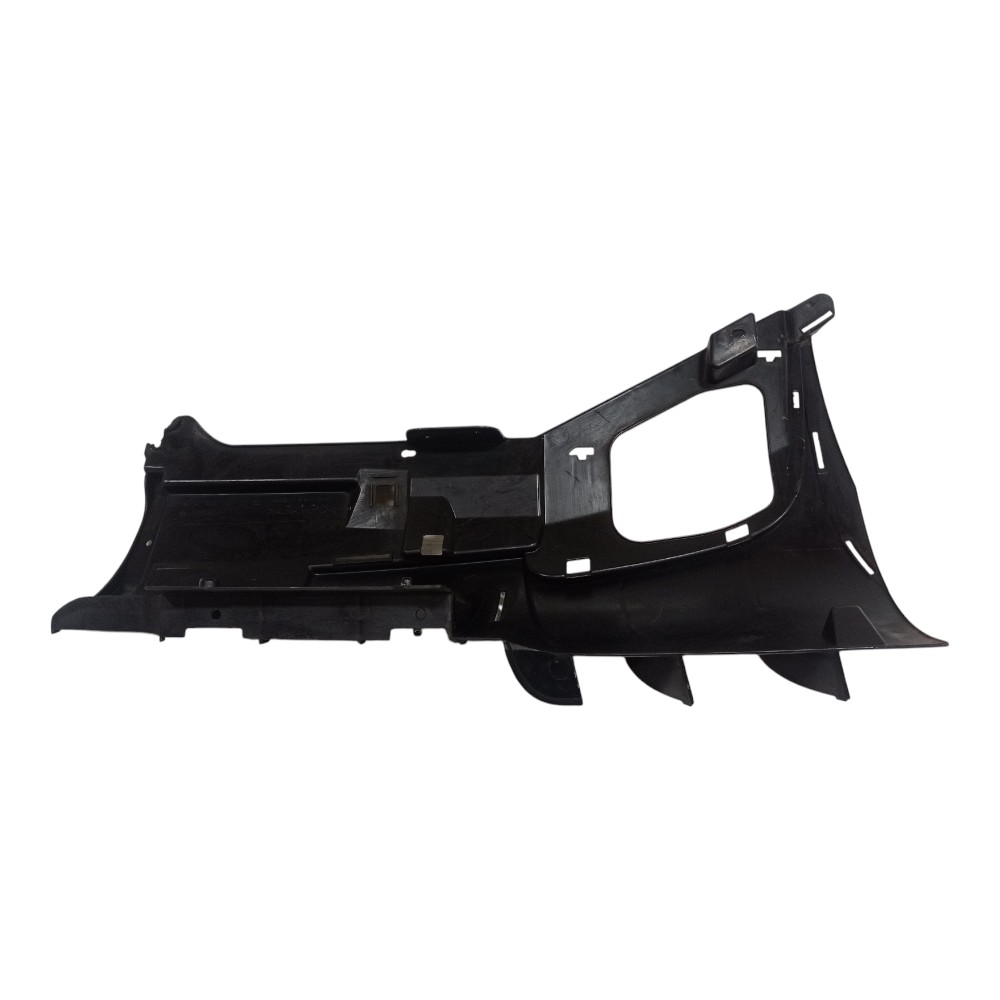 Defletor Interno Esquerdo Coluna Mercedes Benz Axor 4
