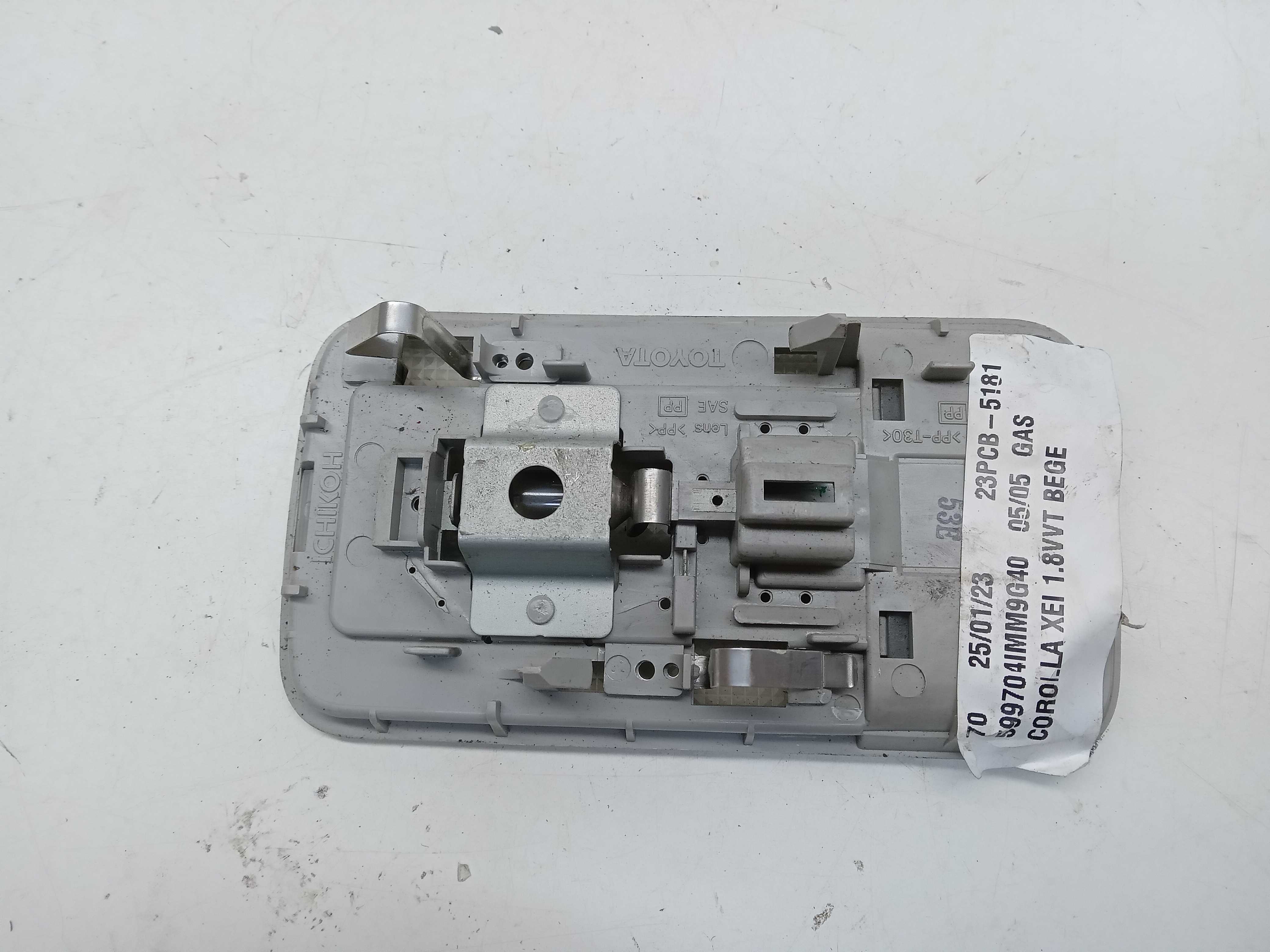 LUZ TETO TOYOTA COROLLA 2005 1