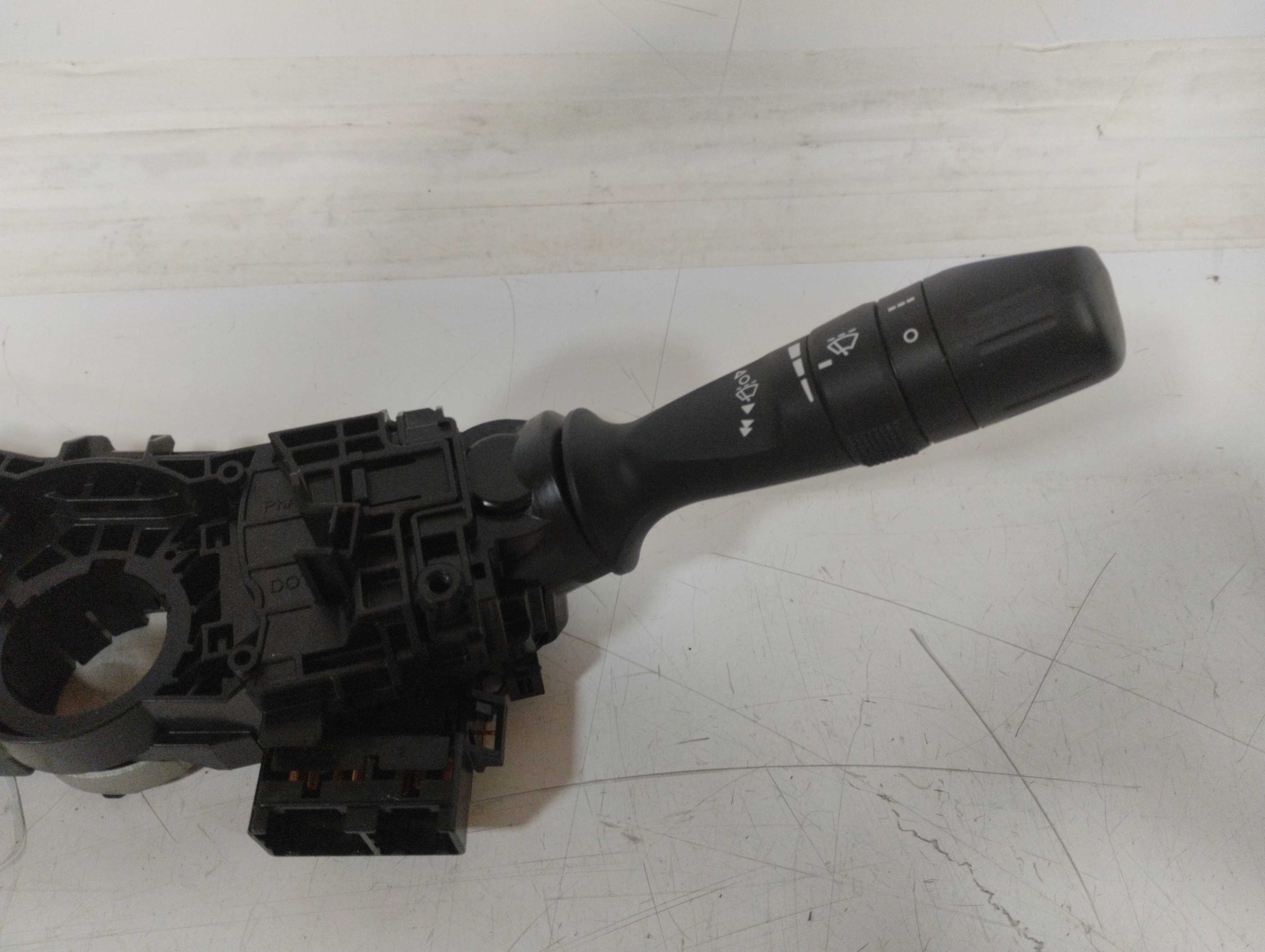 Chave seta limpador Toyota yaris 2018/19 3