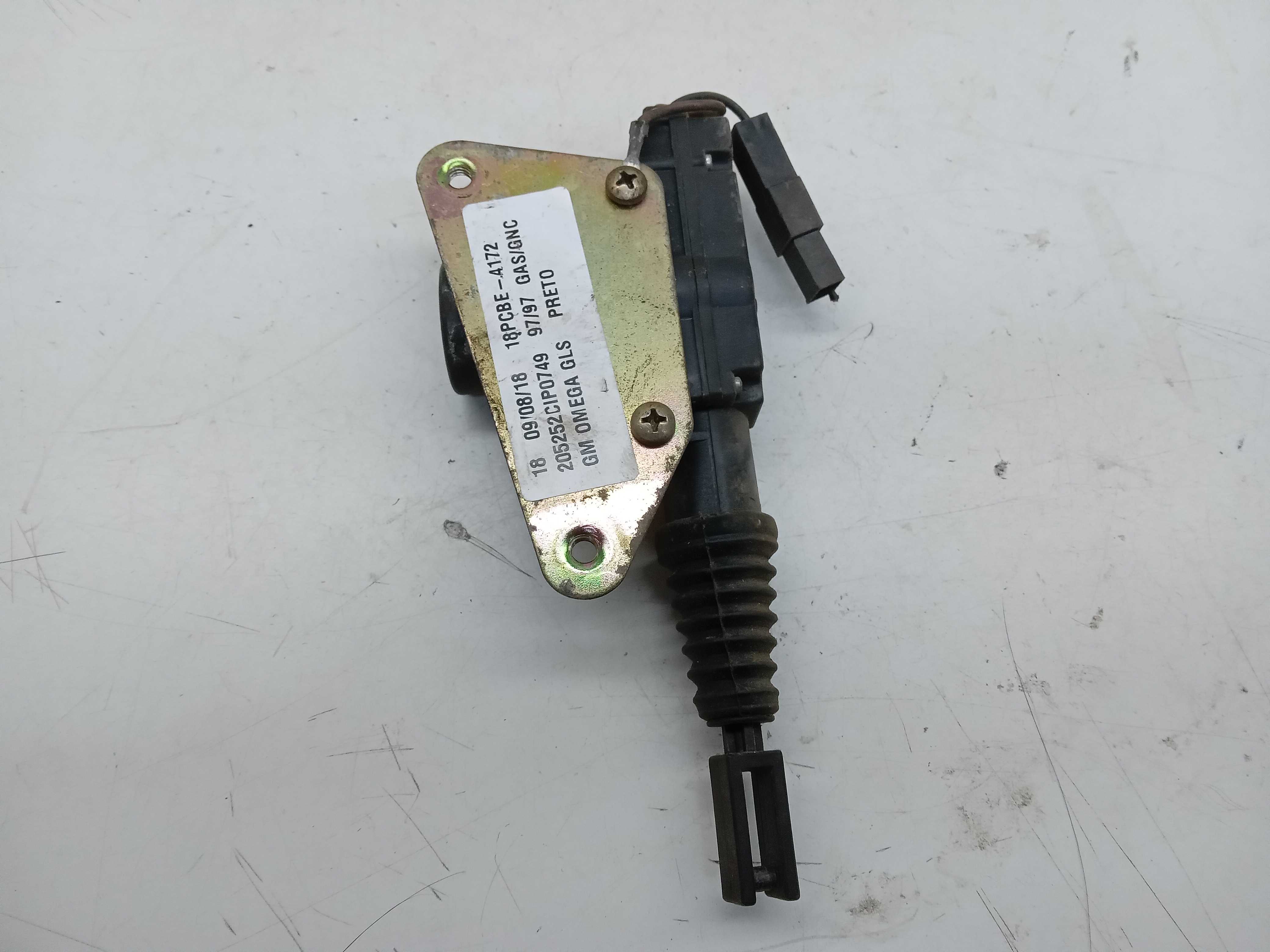 ATUADOR MOTOR TRAVA PORTA MALAS GM OMEGA 1997 2