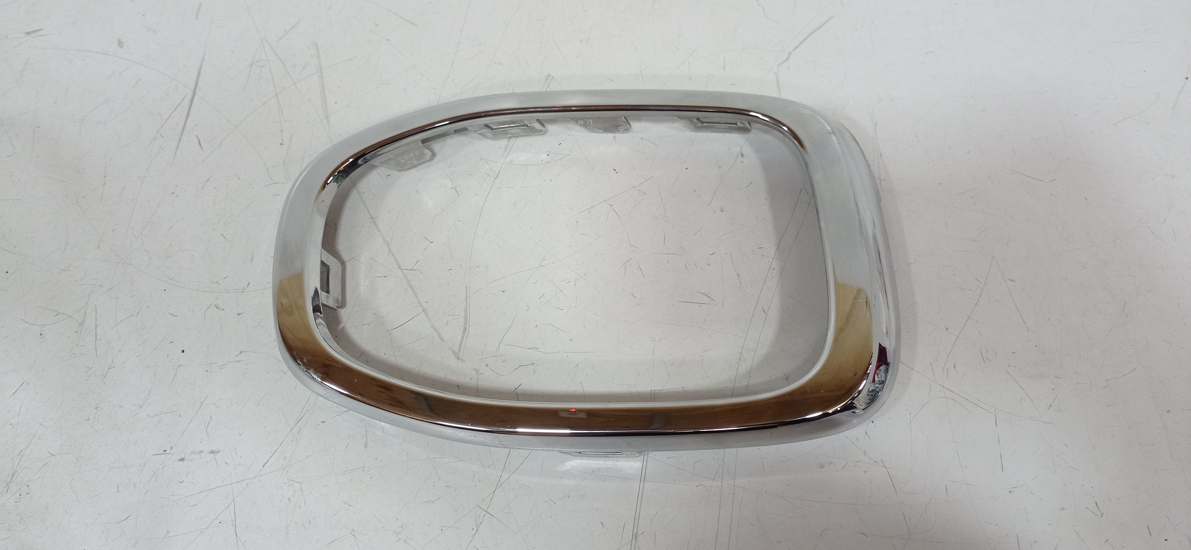 Moldura Cromada Direita Farol Milha Neblina Vw Tcross 2
