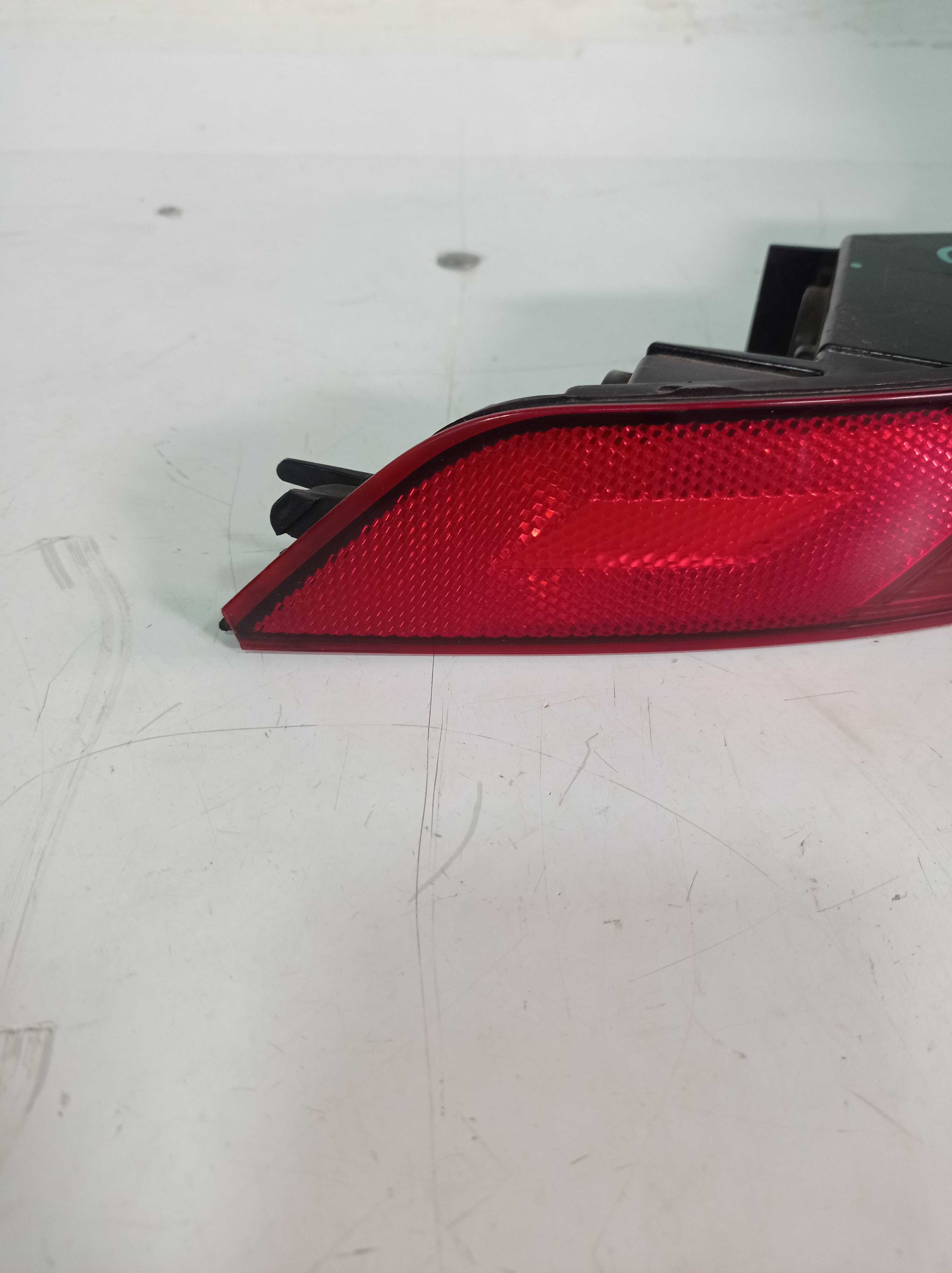 LANTERNA PARACHOQUE TRASEIRA ESSUERDA AUDI Q3 2017 2018 2