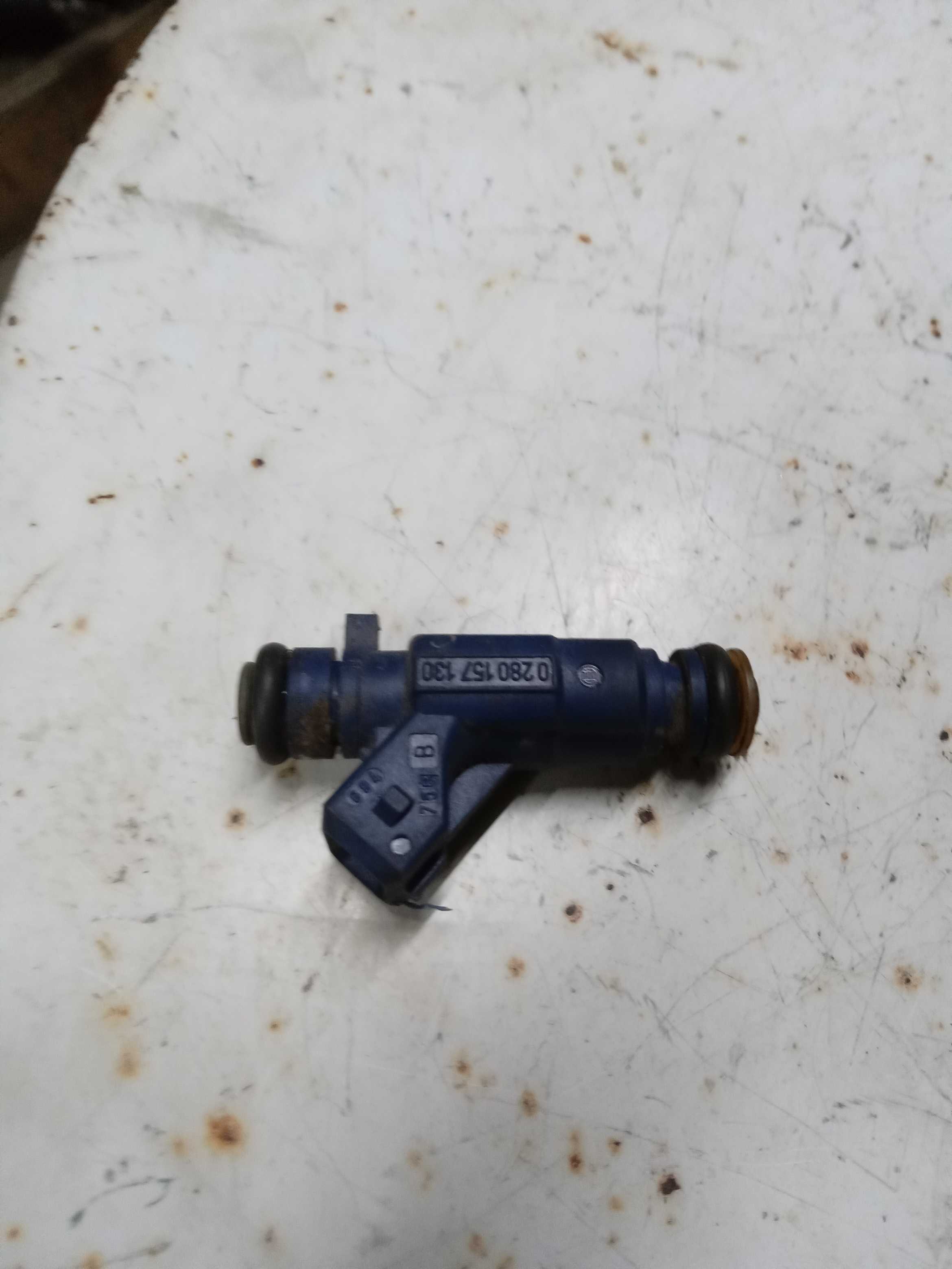 BICO INJETOR PEUGEOT OU CITROEN 2