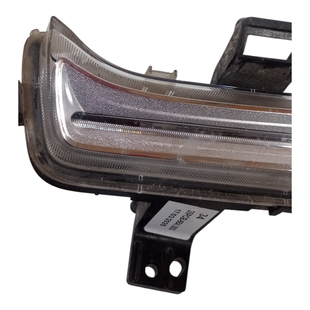 Lanterna Drl Led Esquerdo Sem Pisca Gm Tracker 2022 A 2024 Transparente 3