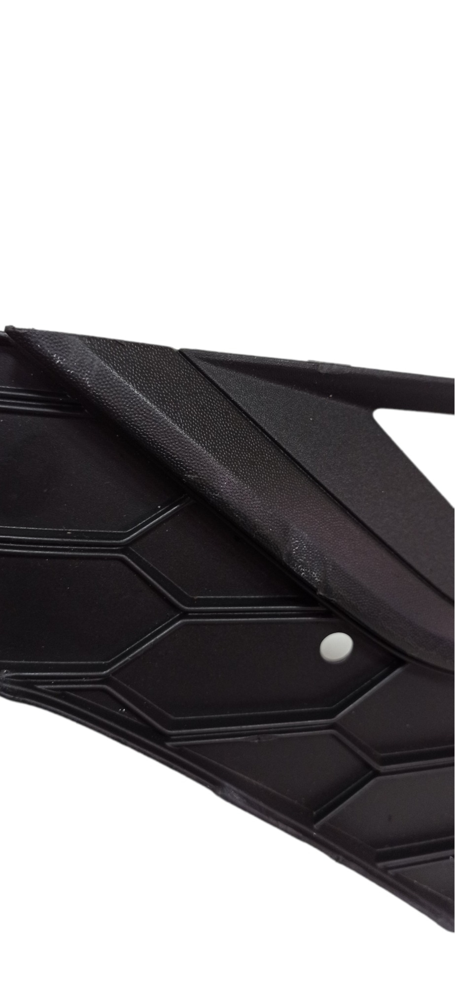 Moldura Farol Milha Esquerdo Vw Amarok 2017 A 2022 6