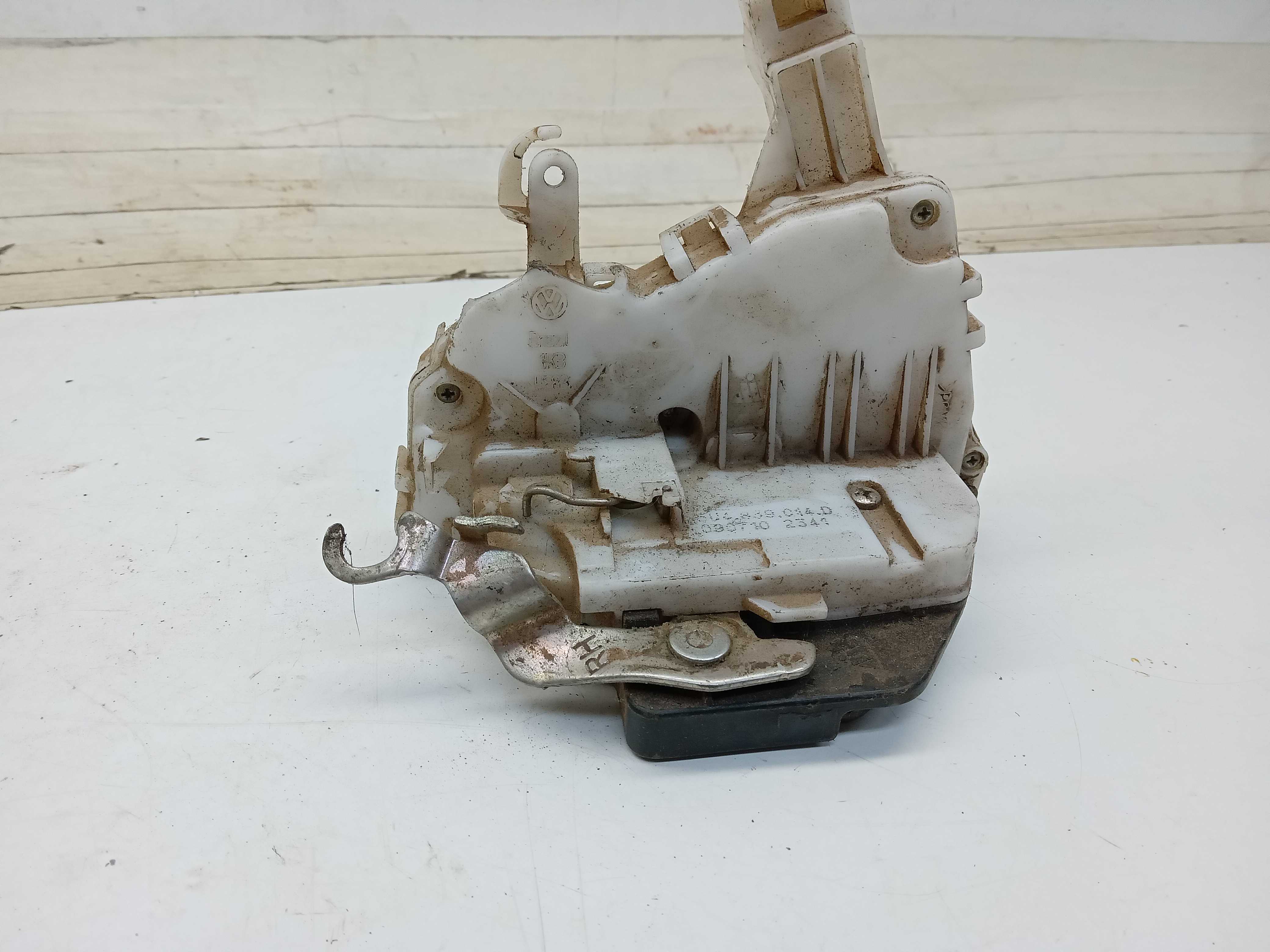 FECHADURA PORTA TRASEIRA LD VW GOL G6 2012