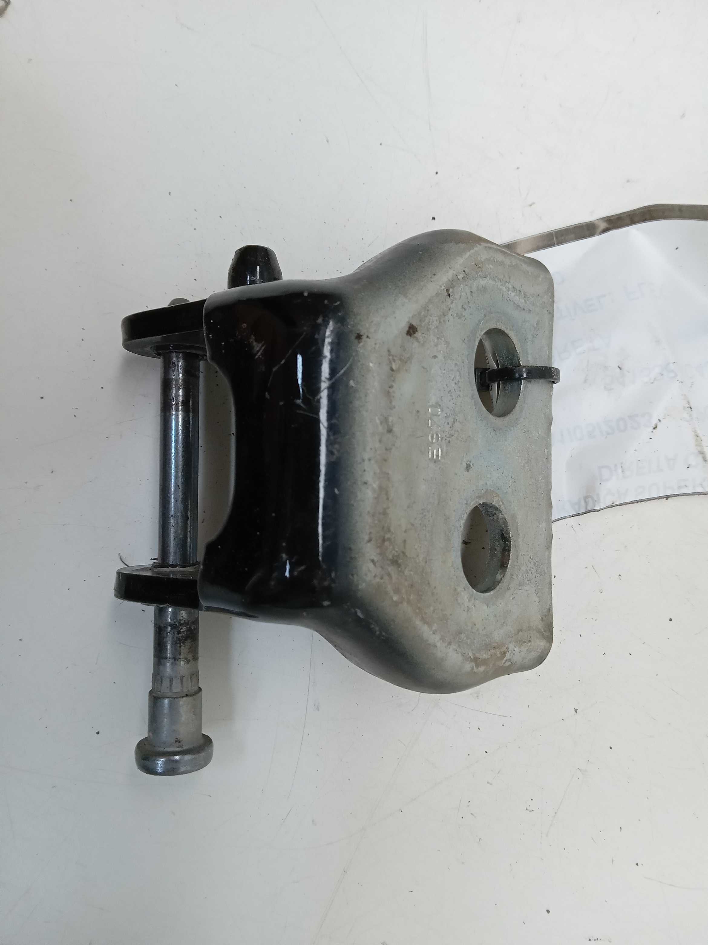 DOBRADIÇA SUPERIOR PORTA DIANTEIRA LD CITROEN C4 2010 2