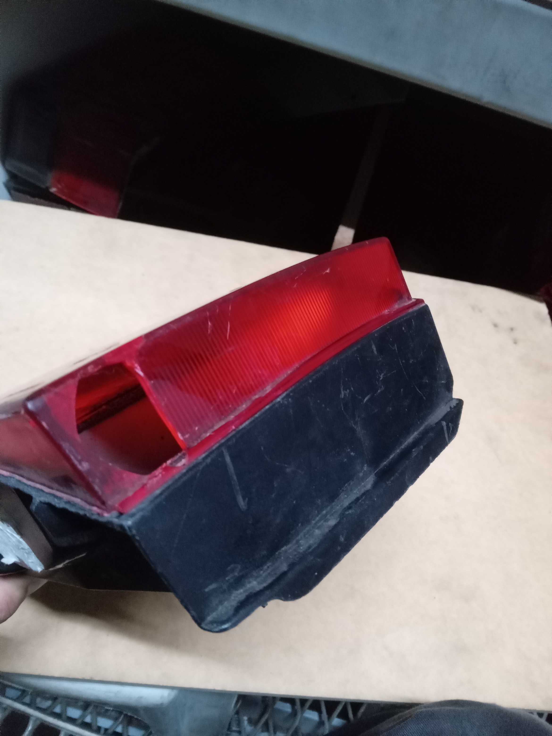 LANTERNA TRASEIRA DIREITA SEAT IBIZA 1995 2