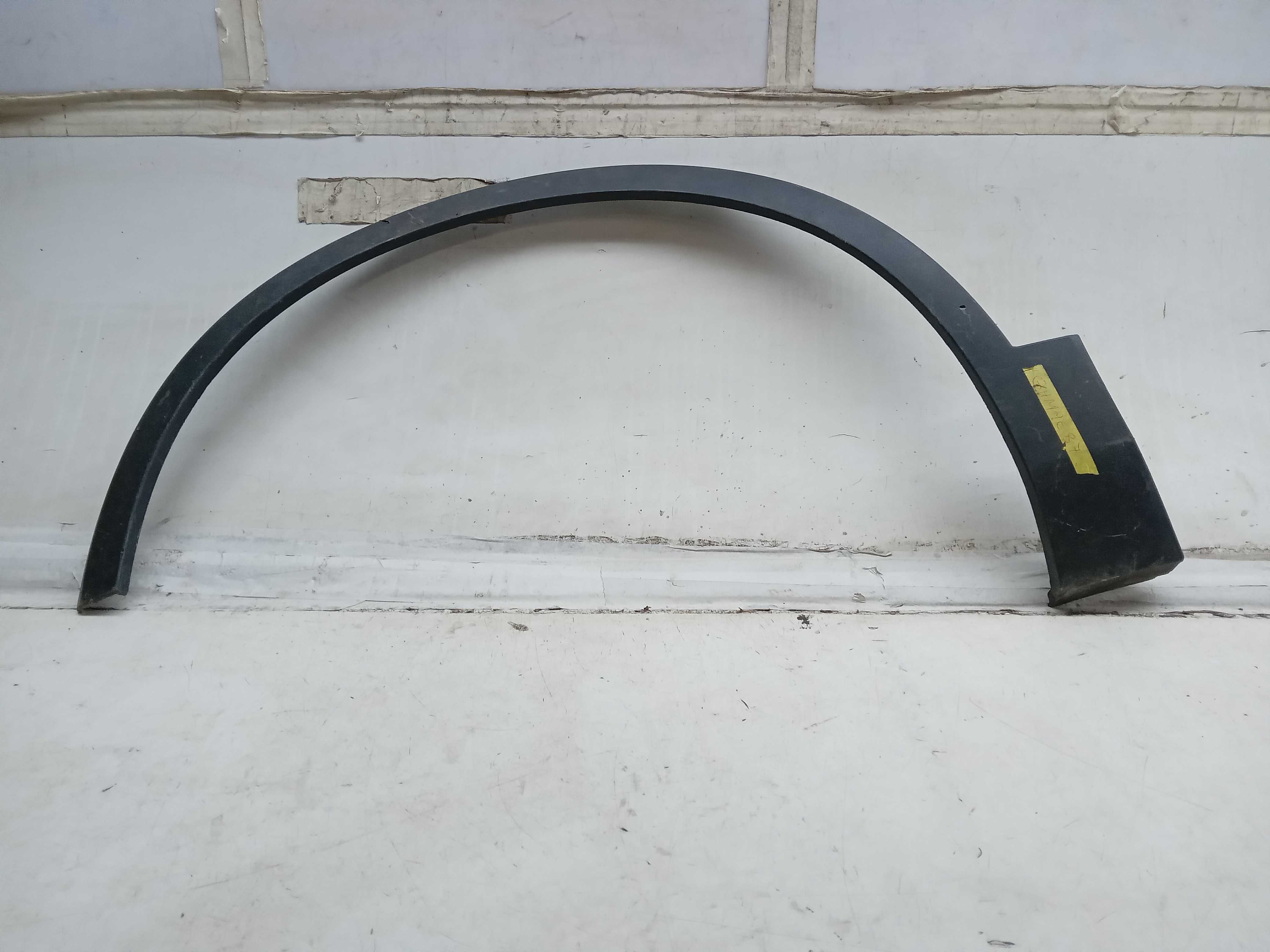 MOLDURA ALARGADOR PARALAMA DIANTEIRO LE VOLVO XC40 2021 2
