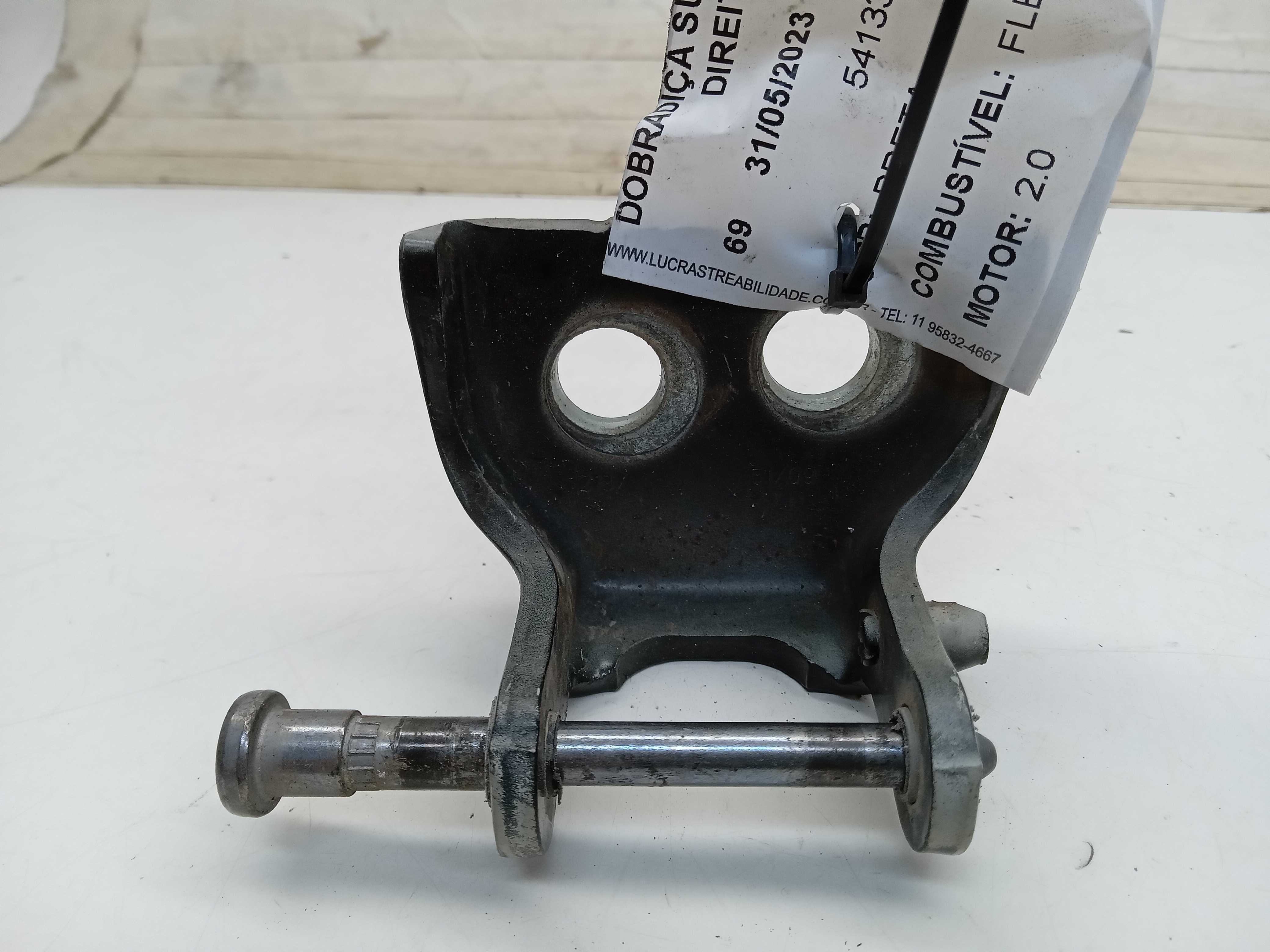 DOBRADIÇA SUPERIOR PORTA DIANTEIRA LD CITROEN C4 2010 1