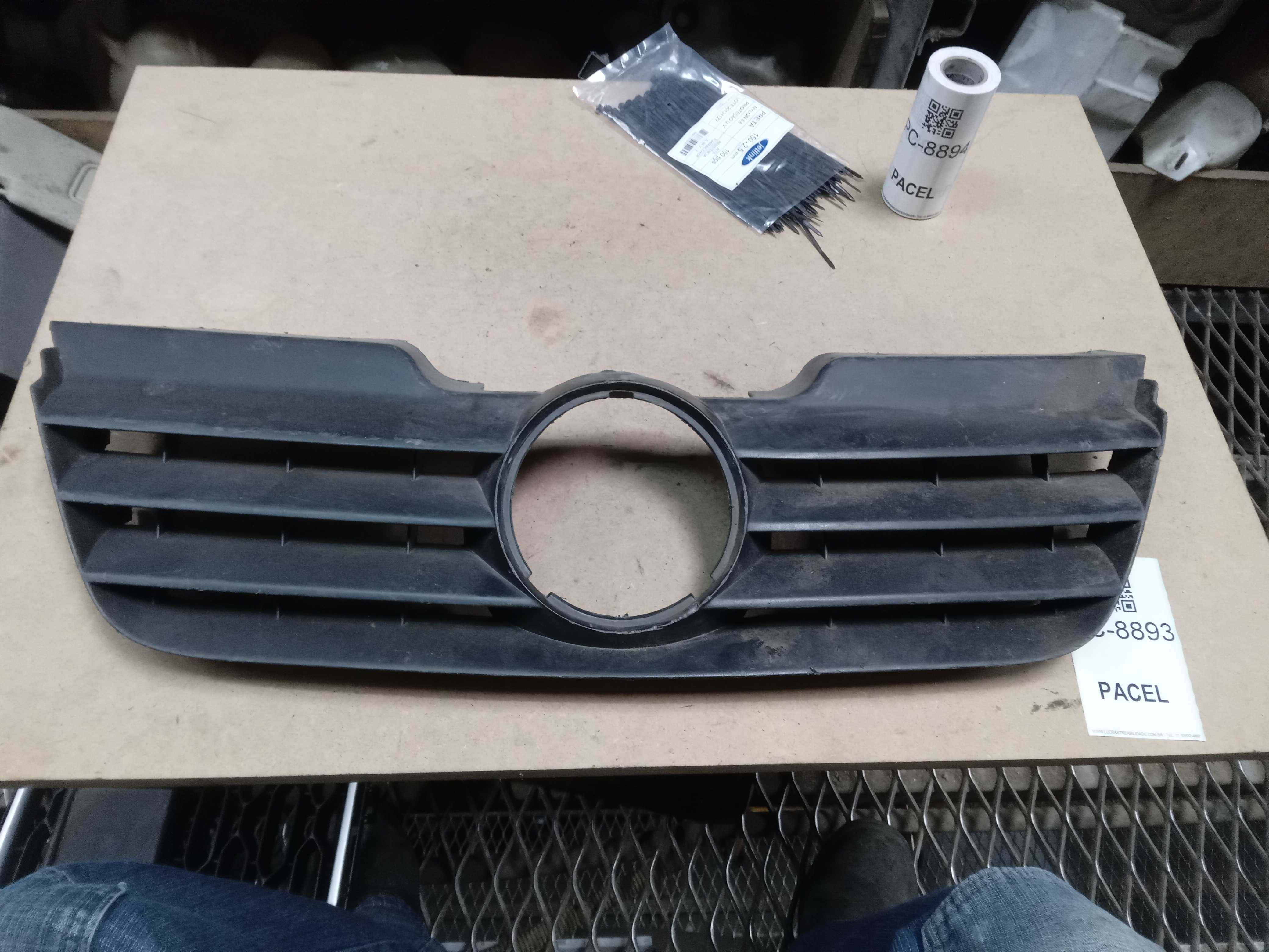 GRADE FRONTAL VW GOL G3 2004