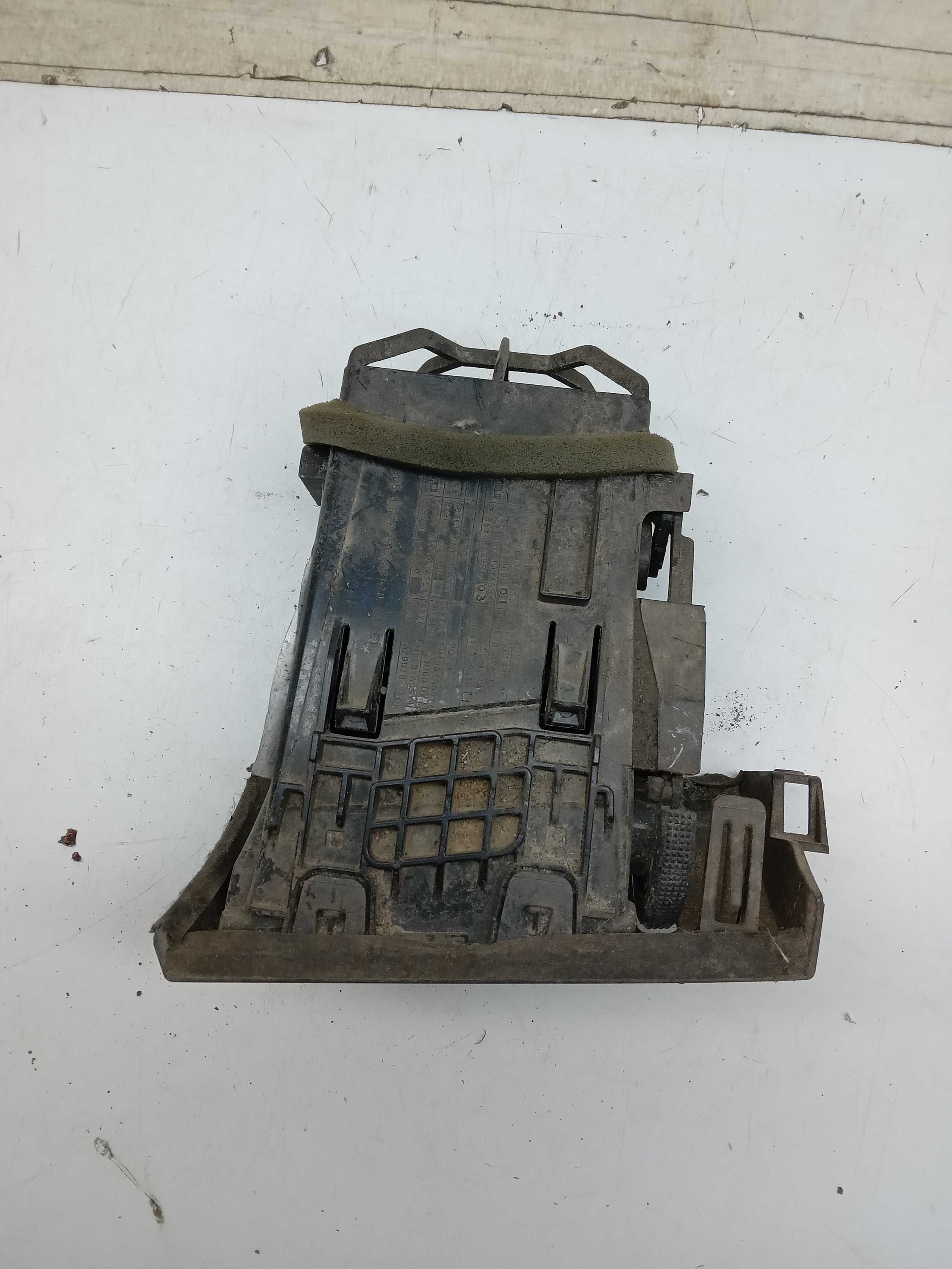 DIFUSOR AR DIANTEIRO LE NISSAN TIIDA 2012 2