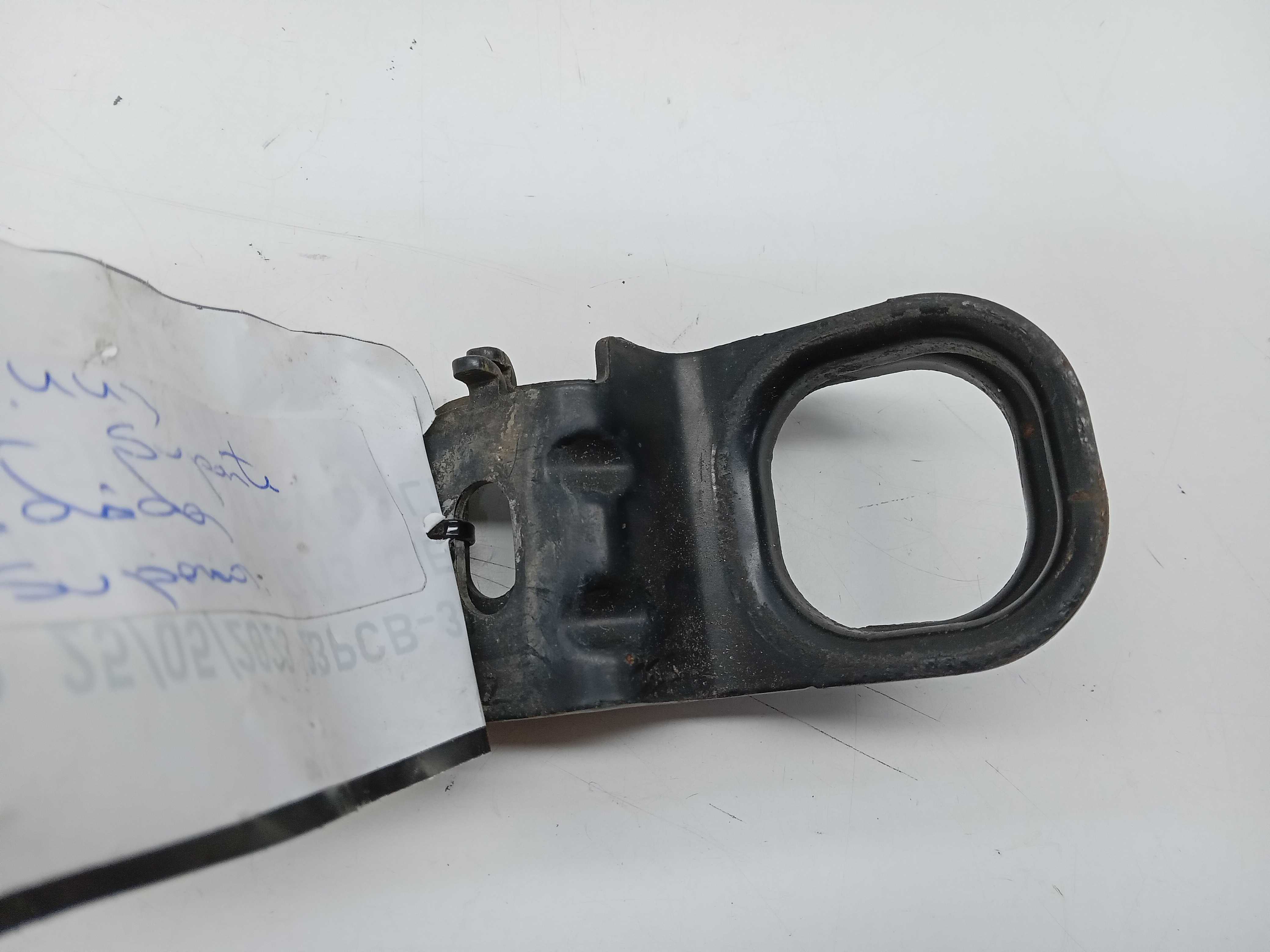 PAR SUPORTE SUPERIOR RADIADOR GM S10 2013 2