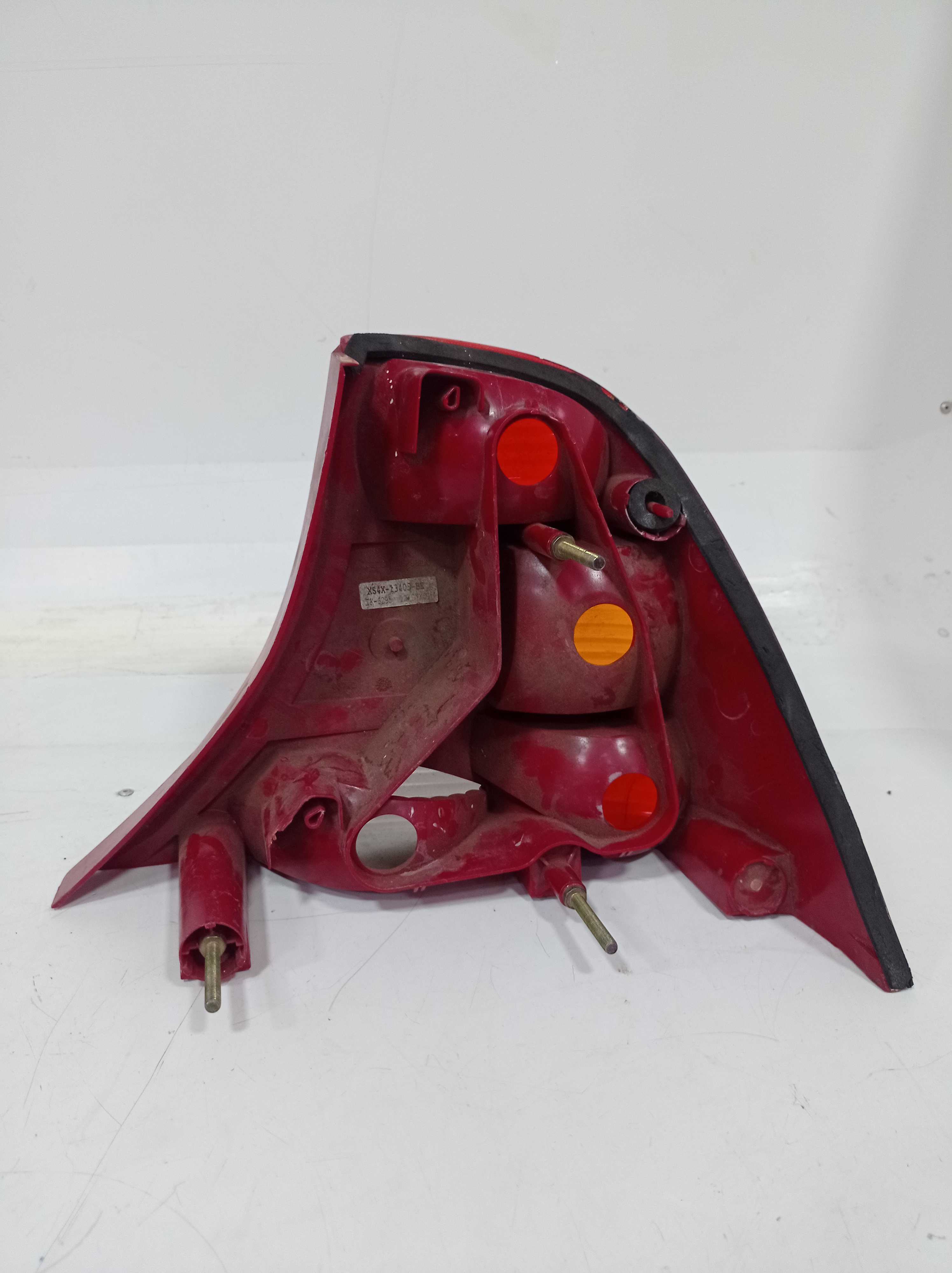 LANTERNA TRASEIRA ESQUERDA FORD FOCUS SEDAN 2004 RECUPERADA 4